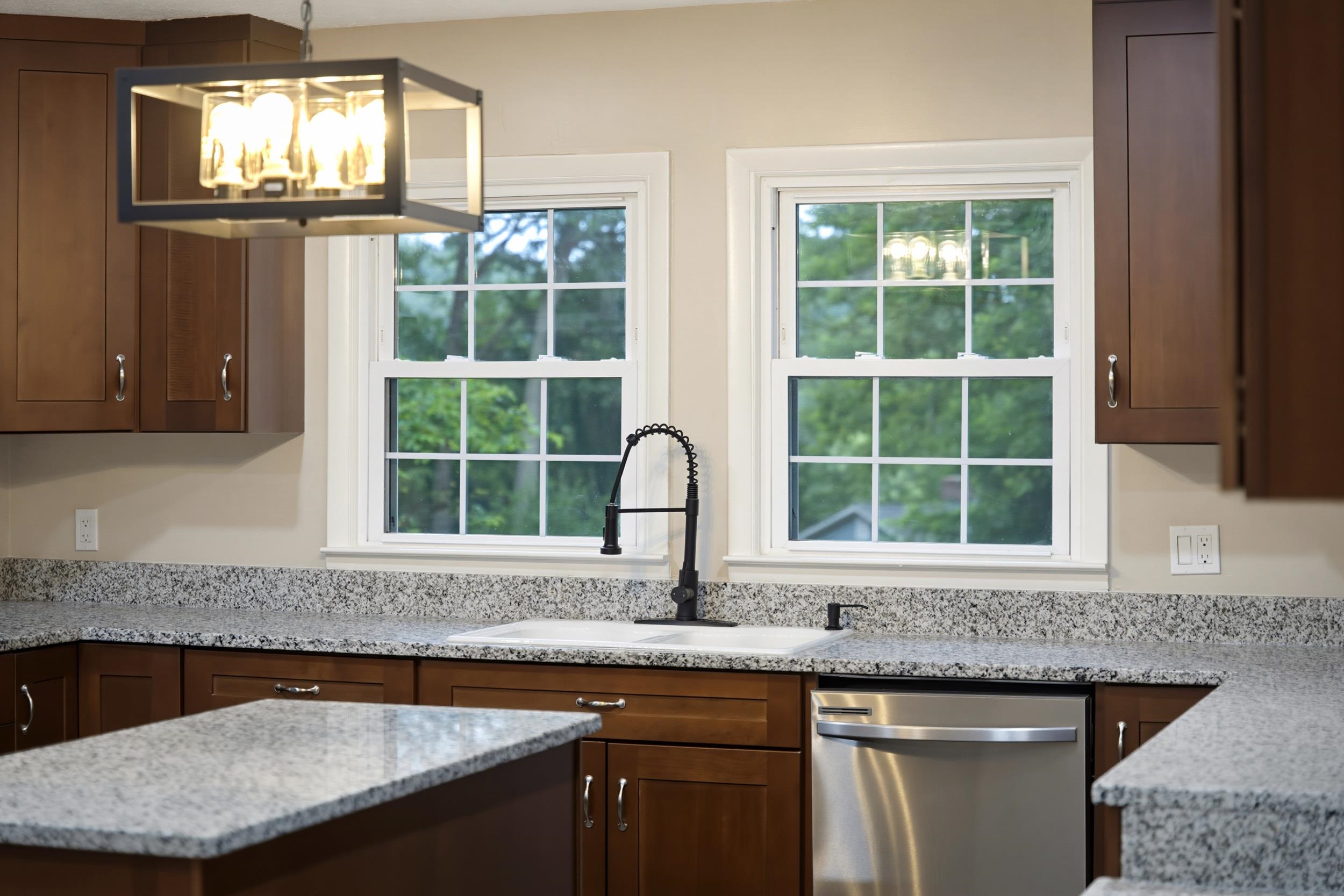 58 SUNSET CIR