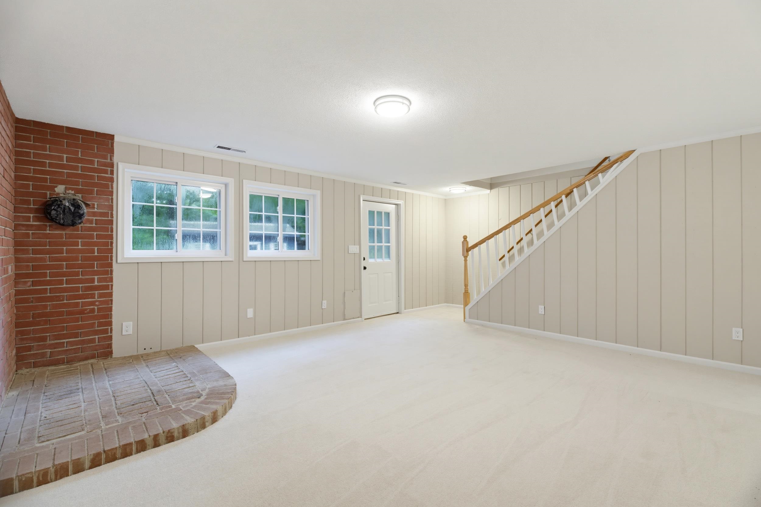 58 SUNSET CIR