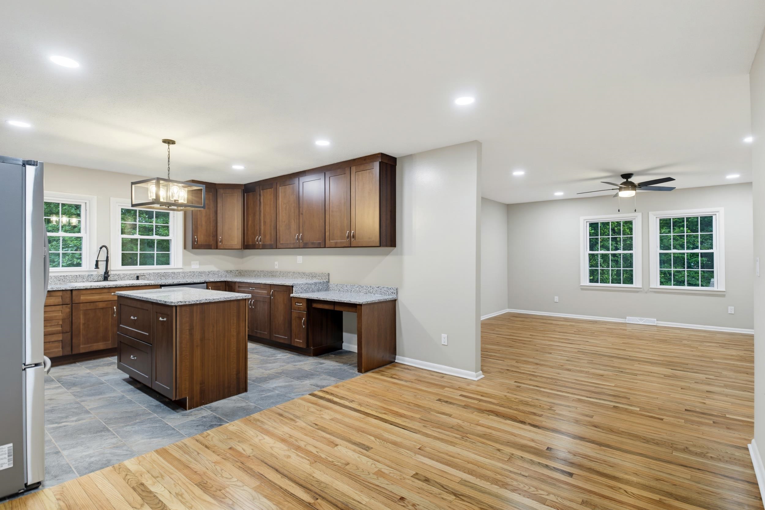 58 SUNSET CIR