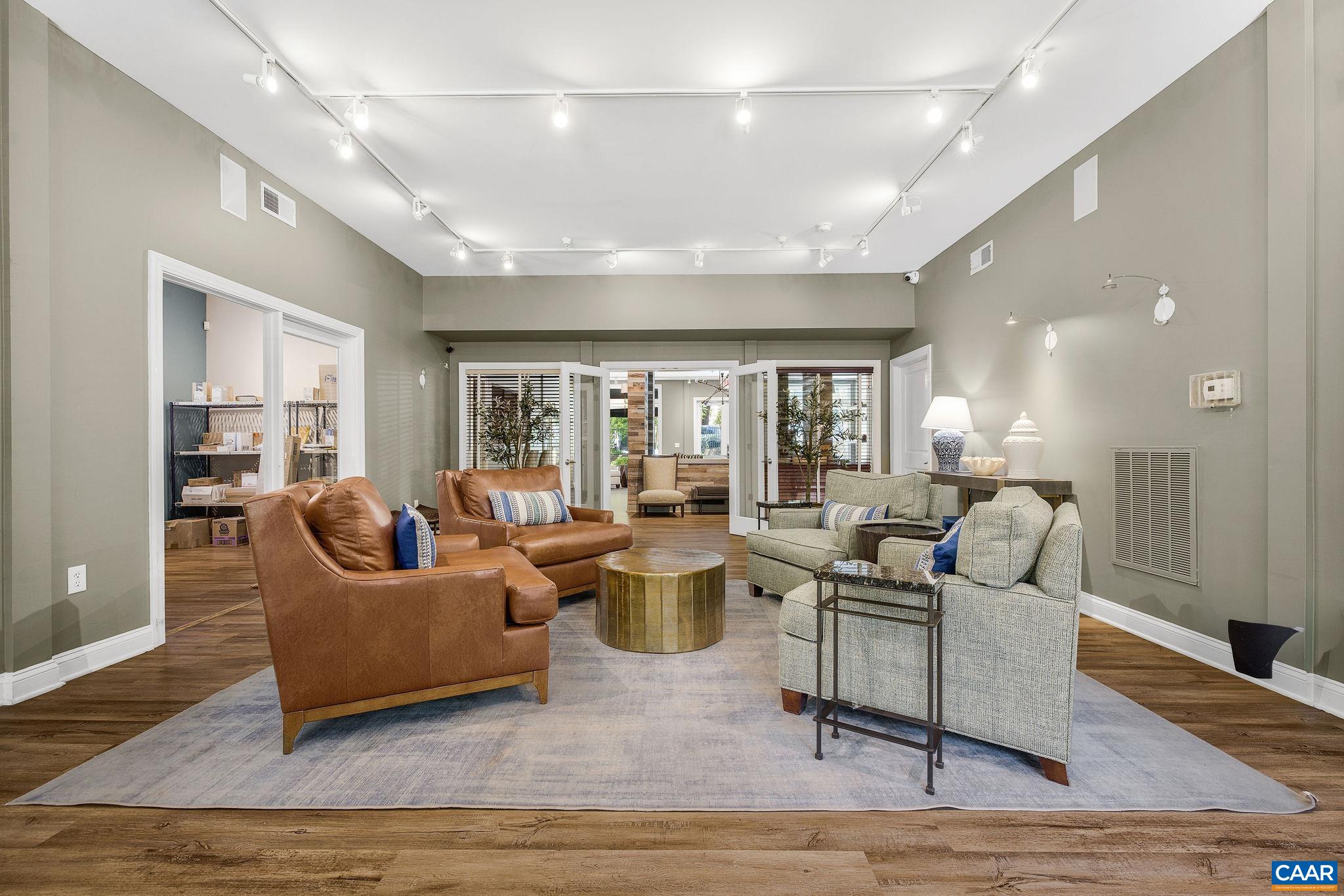 775 WALKER SQ Unit: 2D