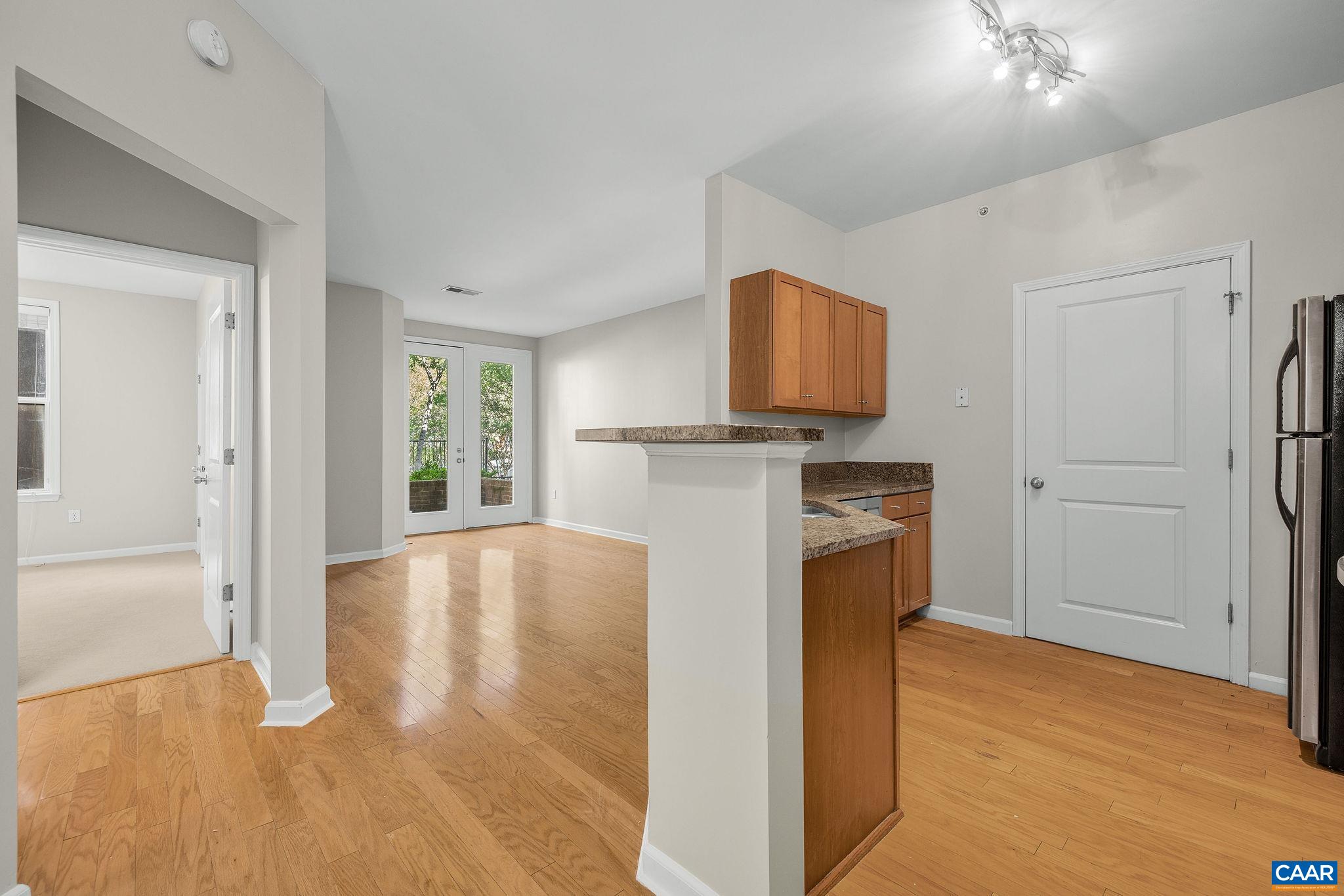 775 WALKER SQ Unit: 2D