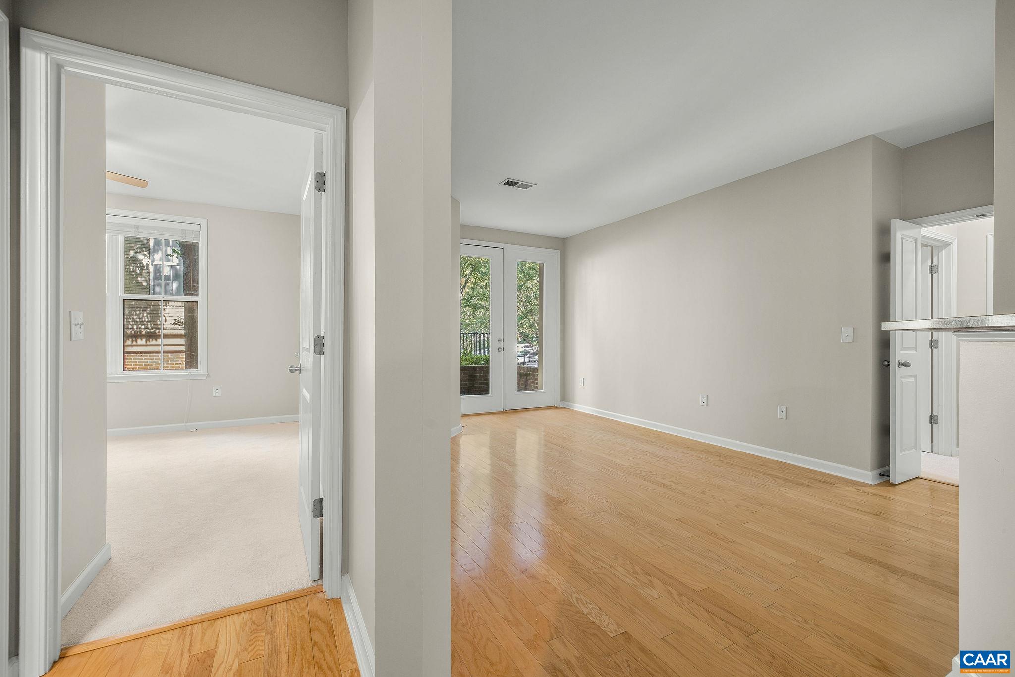 775 WALKER SQ Unit: 2D