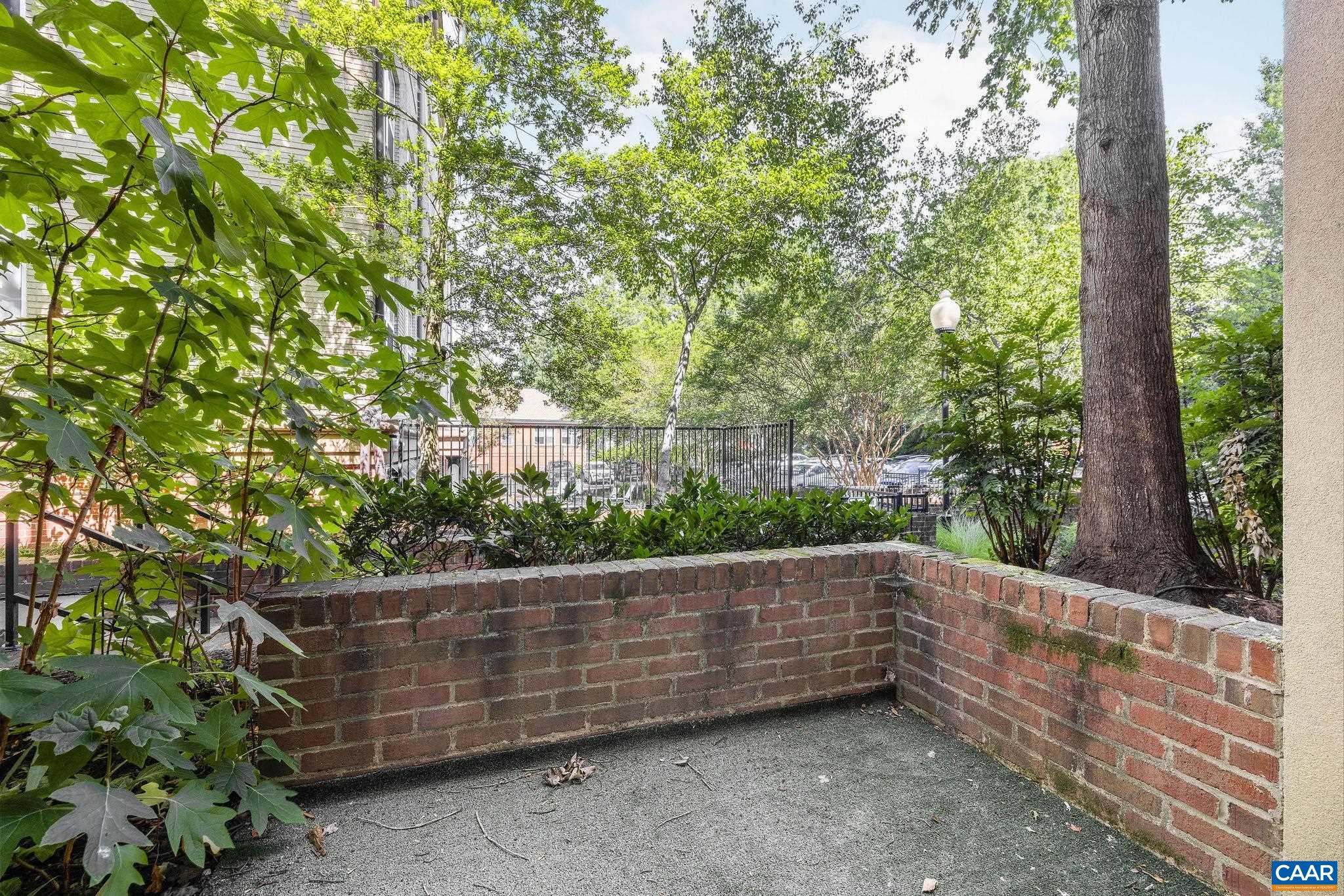 775 WALKER SQ Unit: 2D