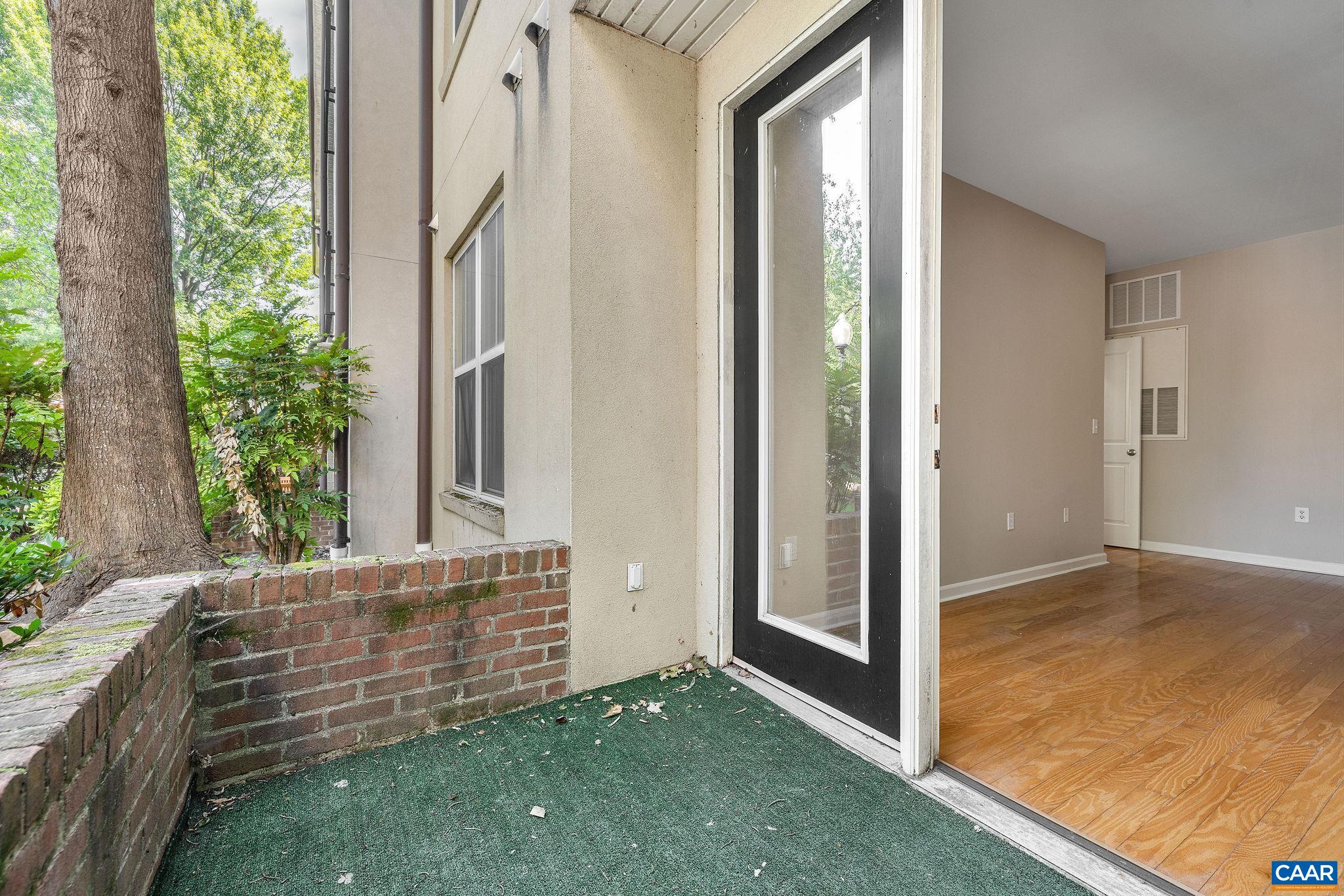 775 WALKER SQ Unit: 2D