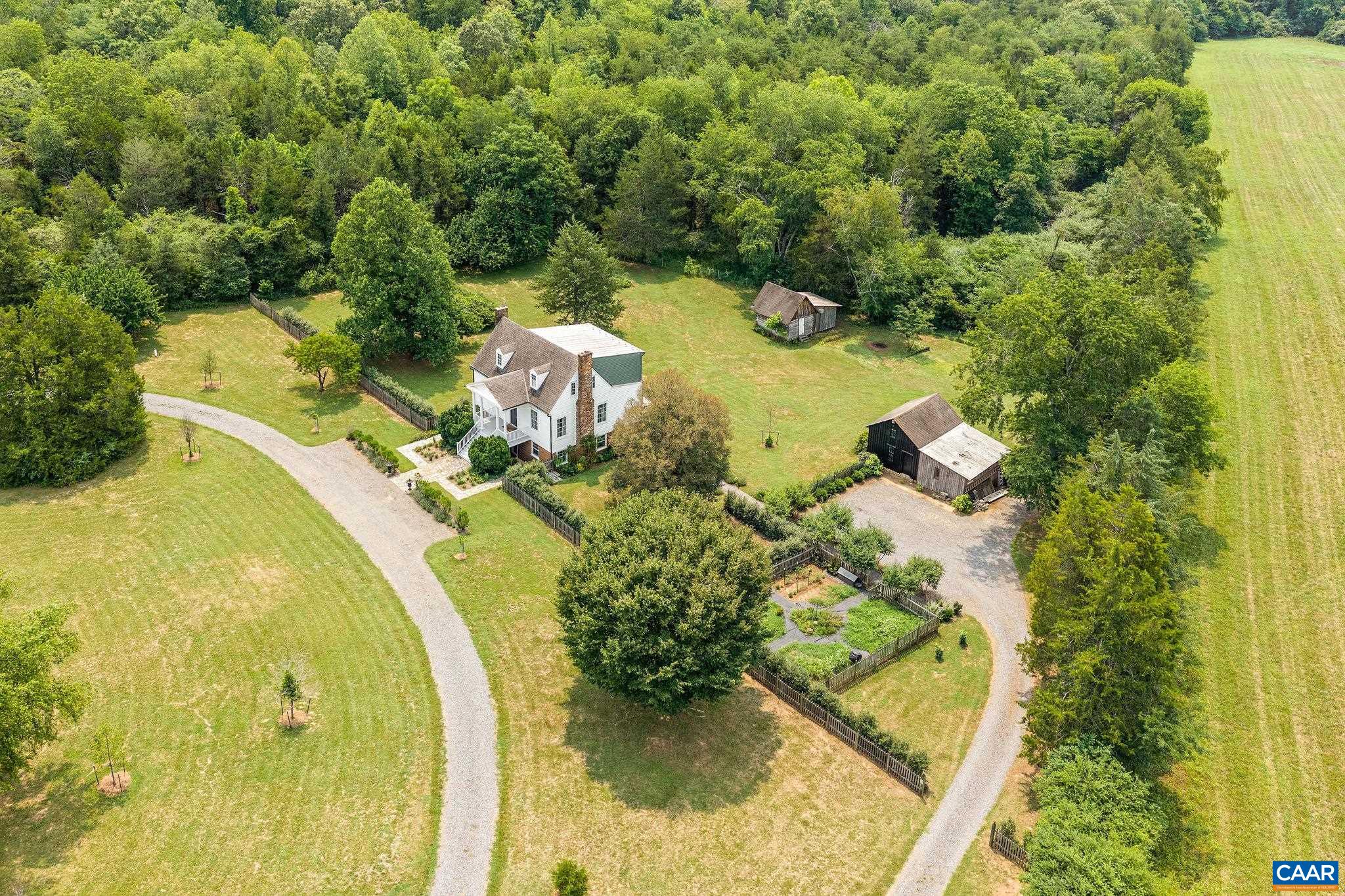 7732 SCOTTSVILLE RD