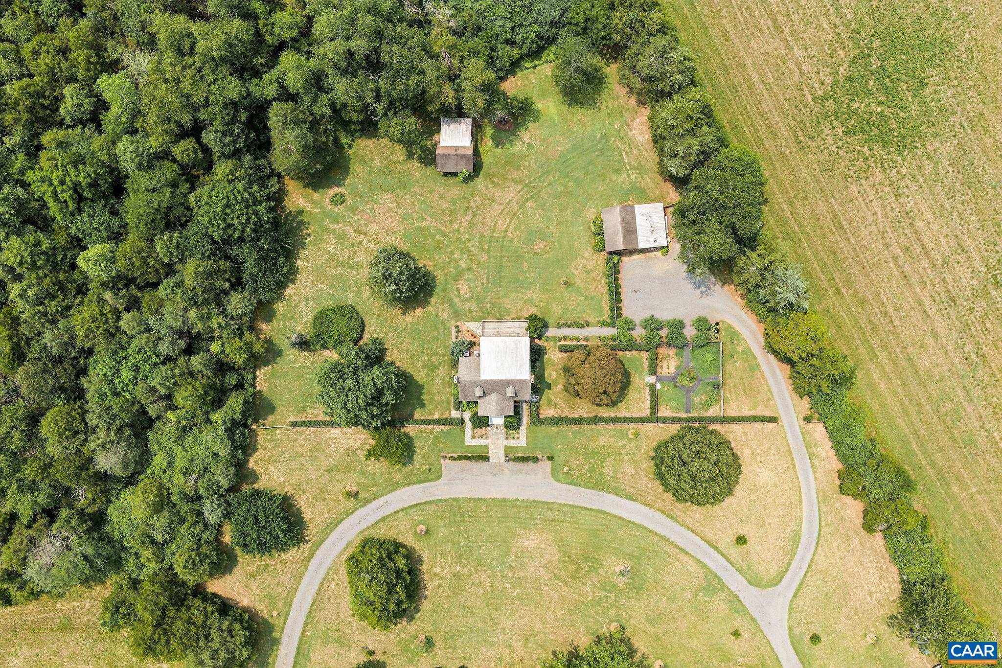 7732 SCOTTSVILLE RD