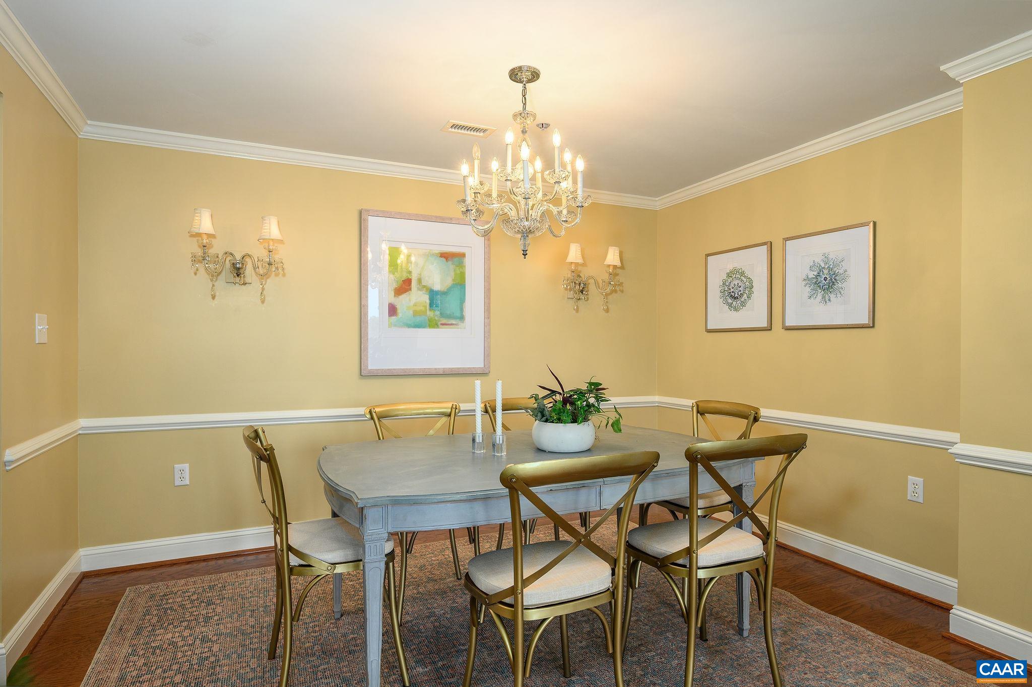 500 CRESTWOOD DR Unit: 2503