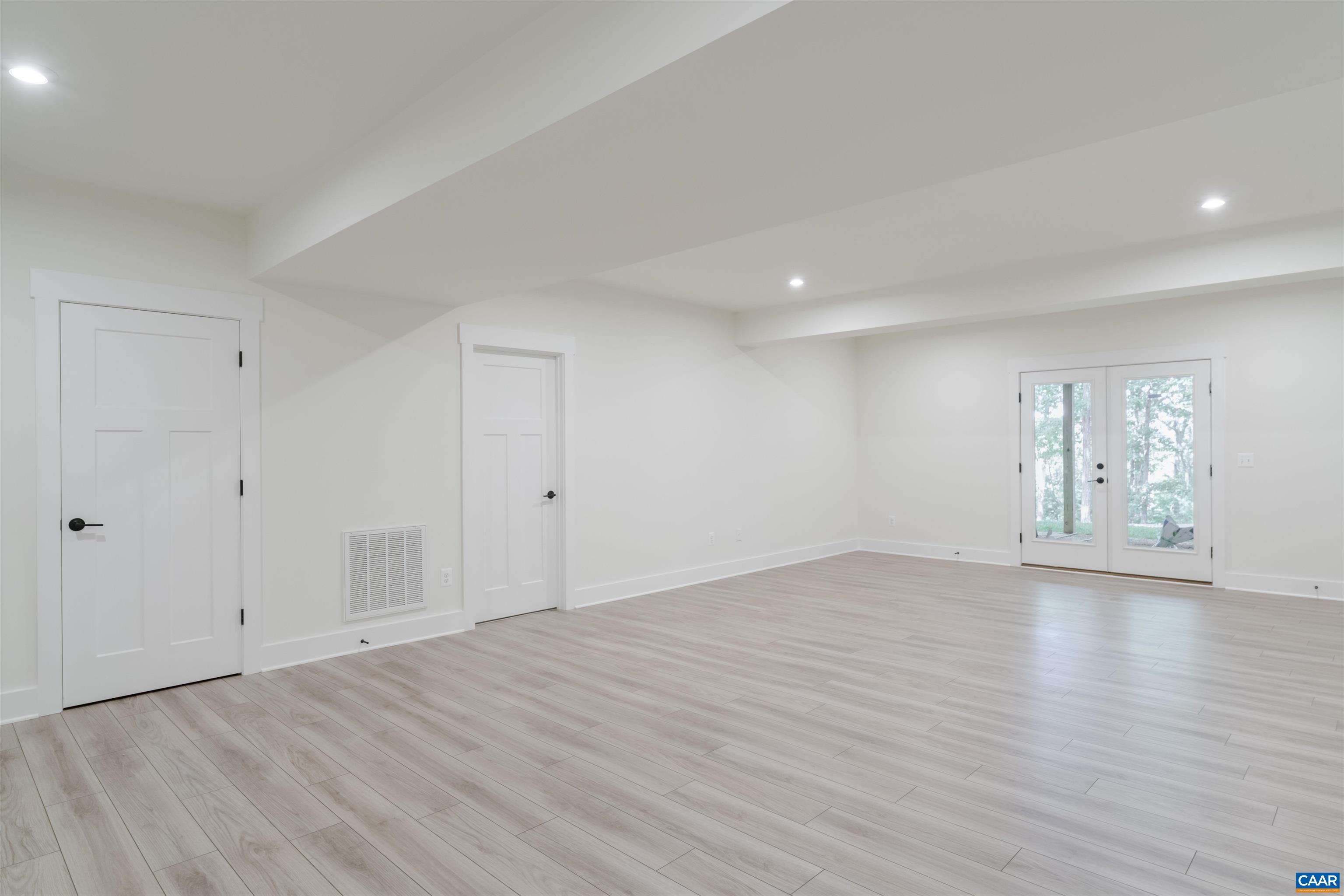 2075 STOCKTON CREEK LN