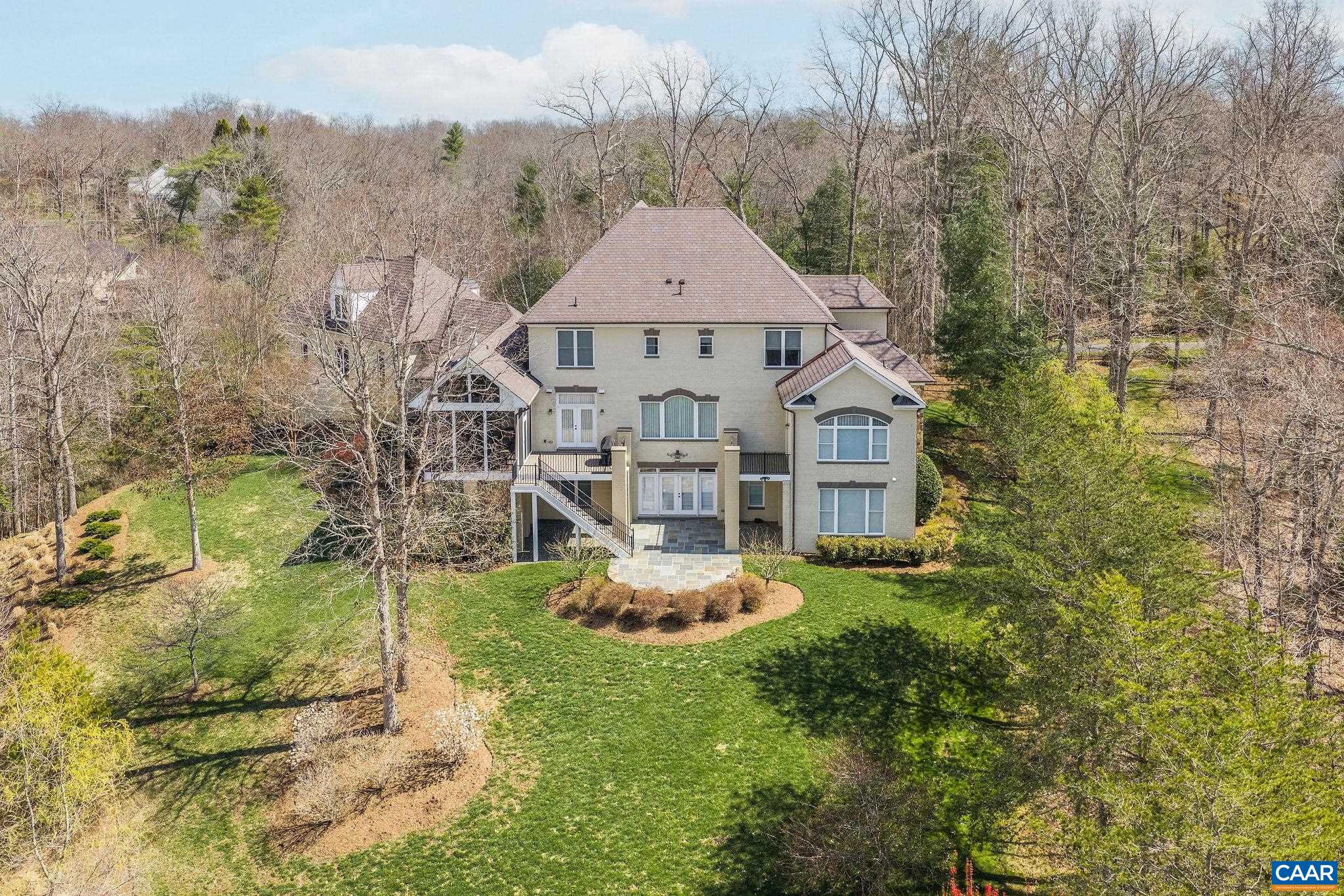 1485 KINROSS LN