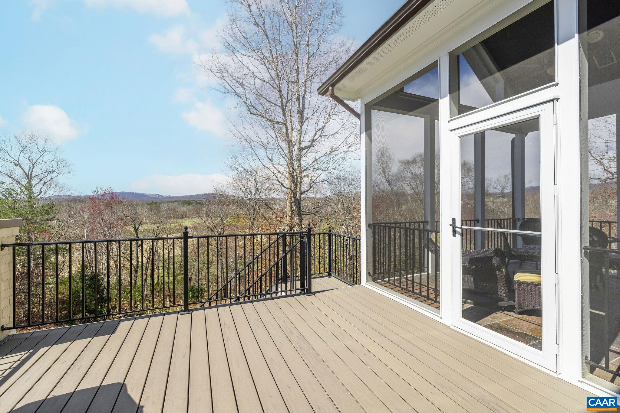 1485 KINROSS LN