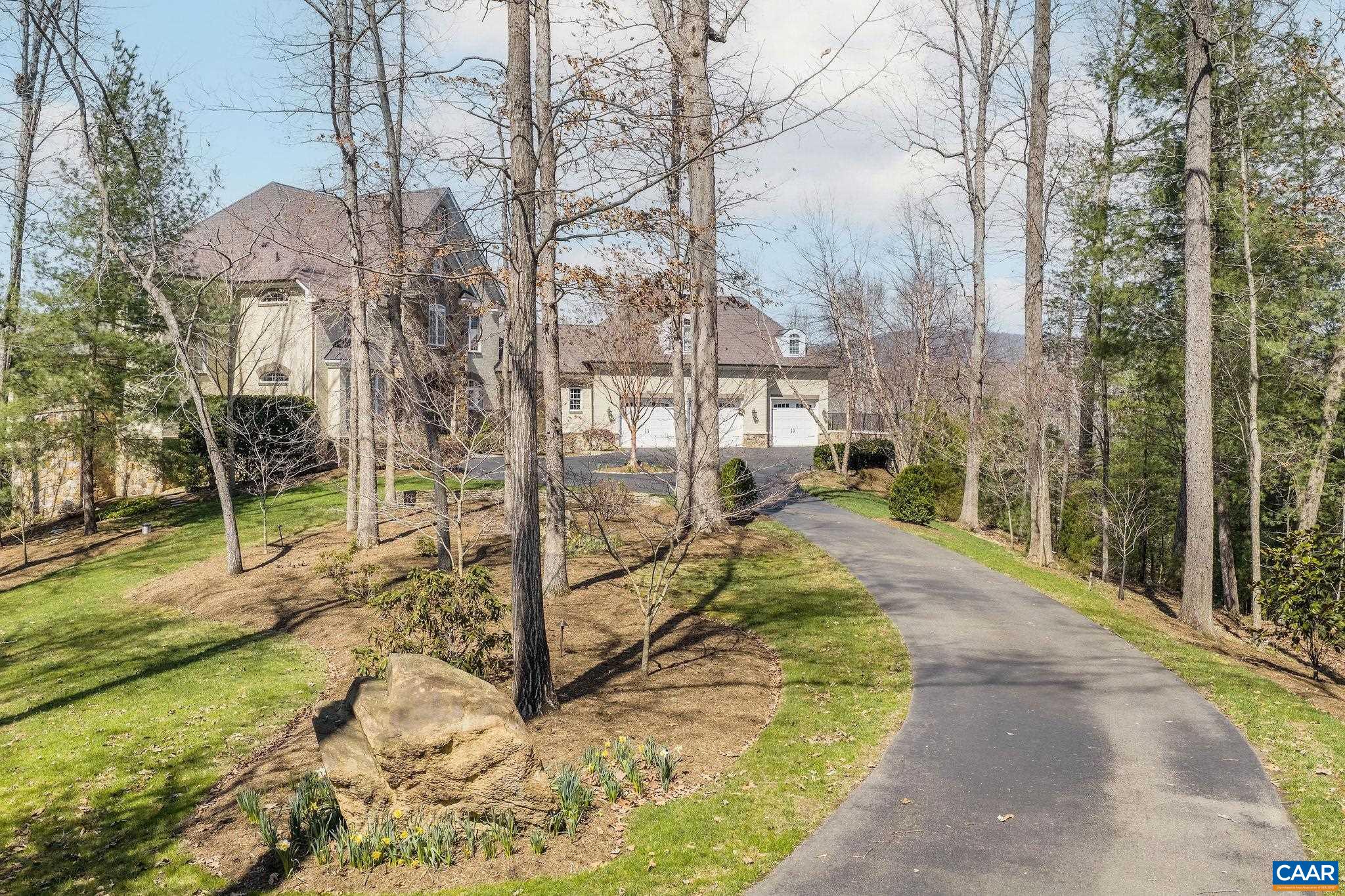 1485 KINROSS LN