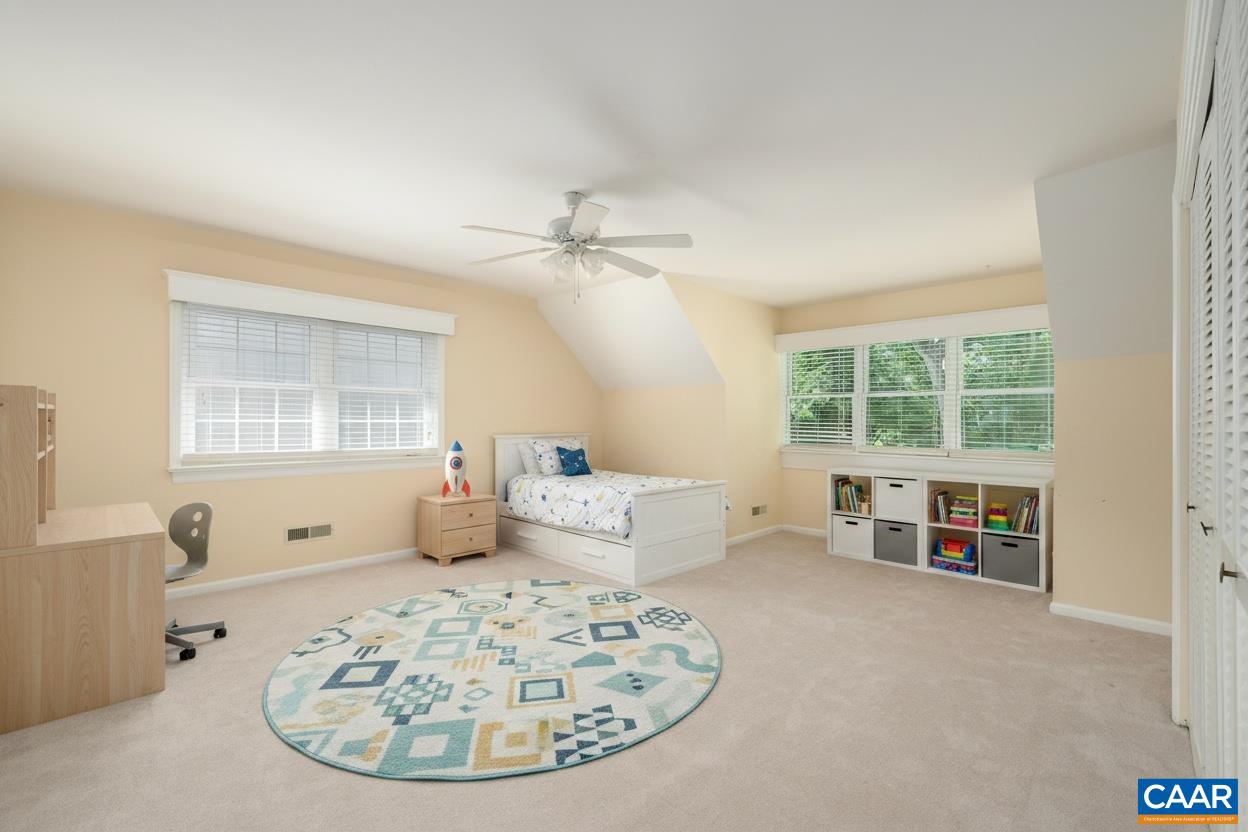 1480 MONTEREY DR