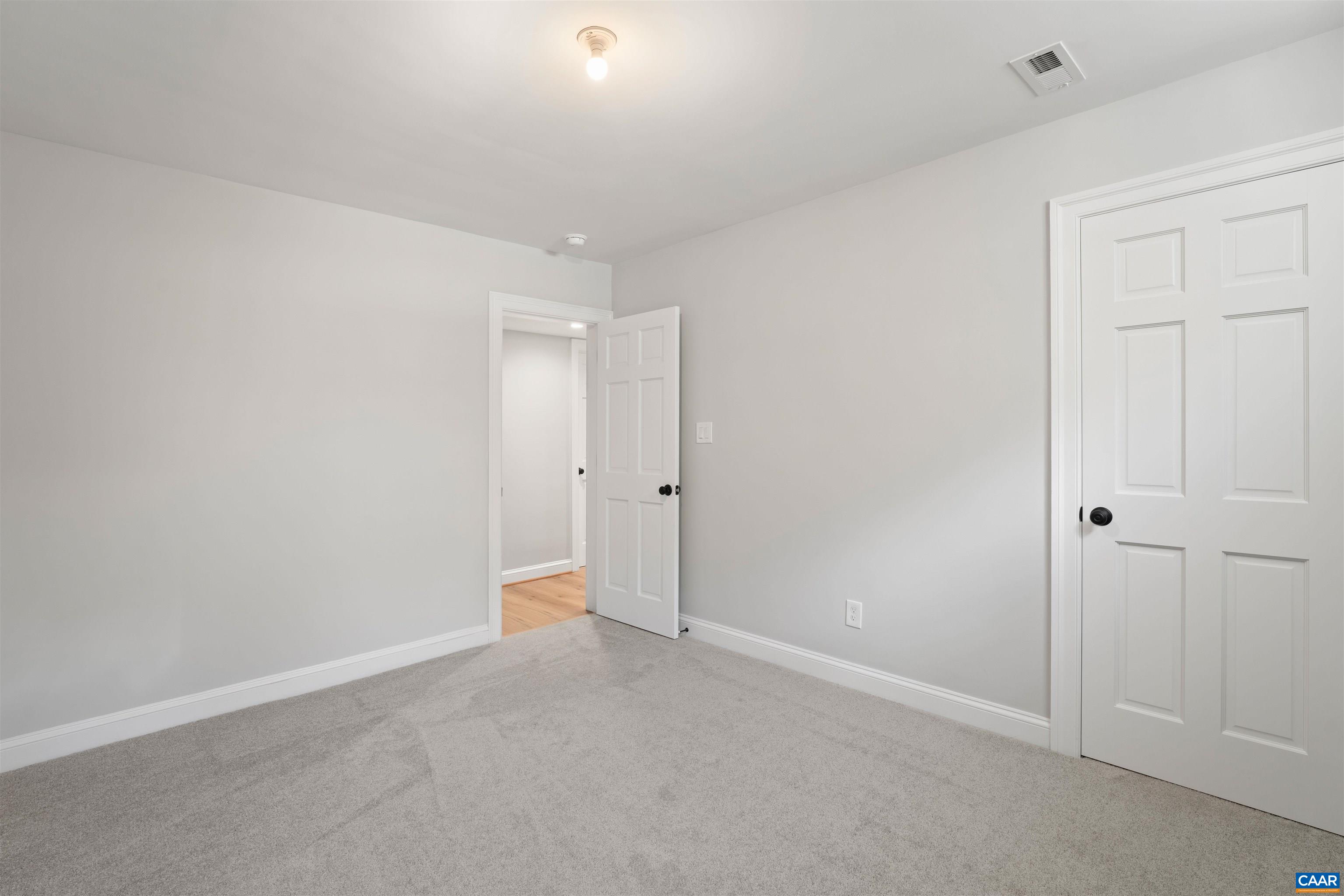 104 BEDFORD PL