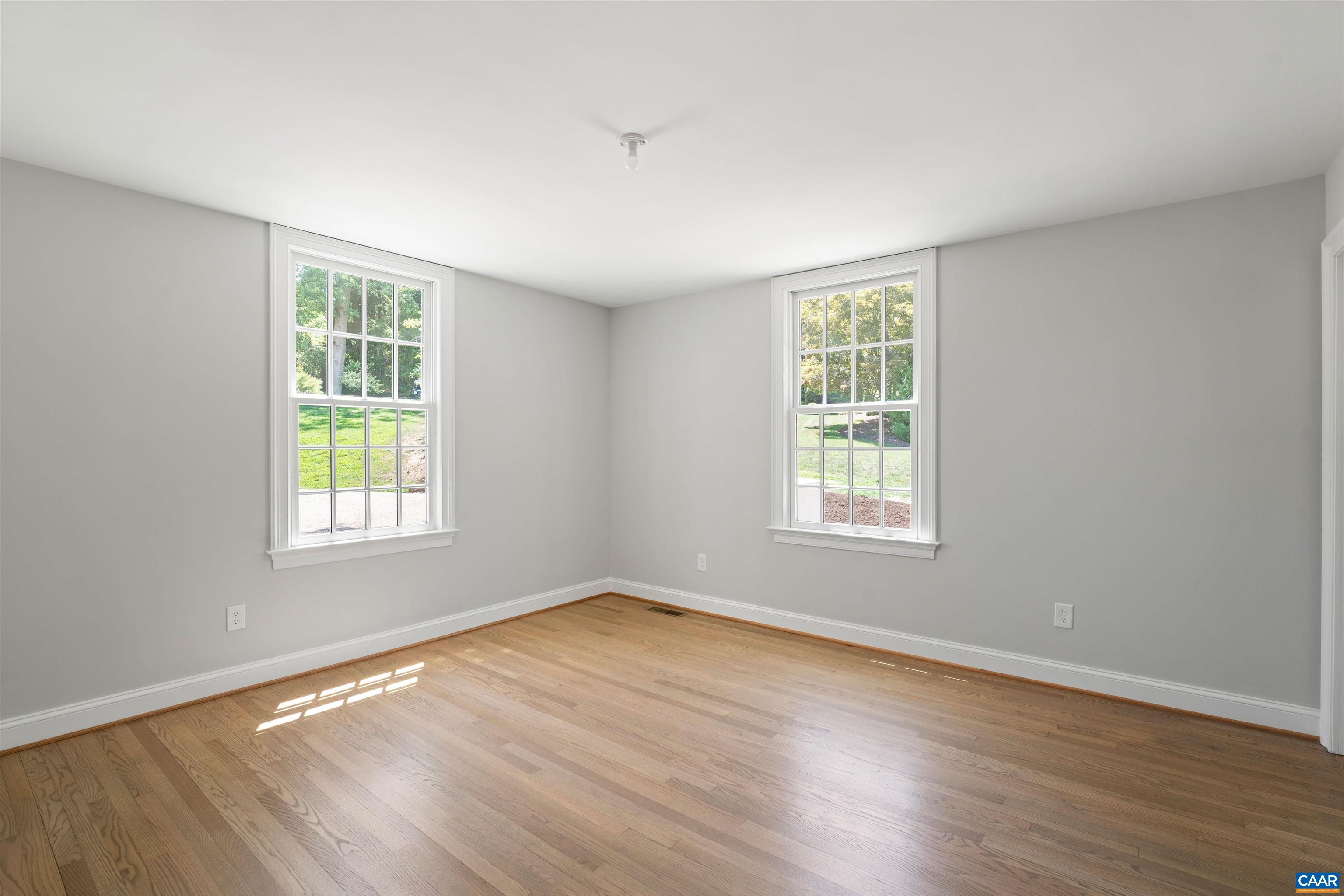 104 BEDFORD PL