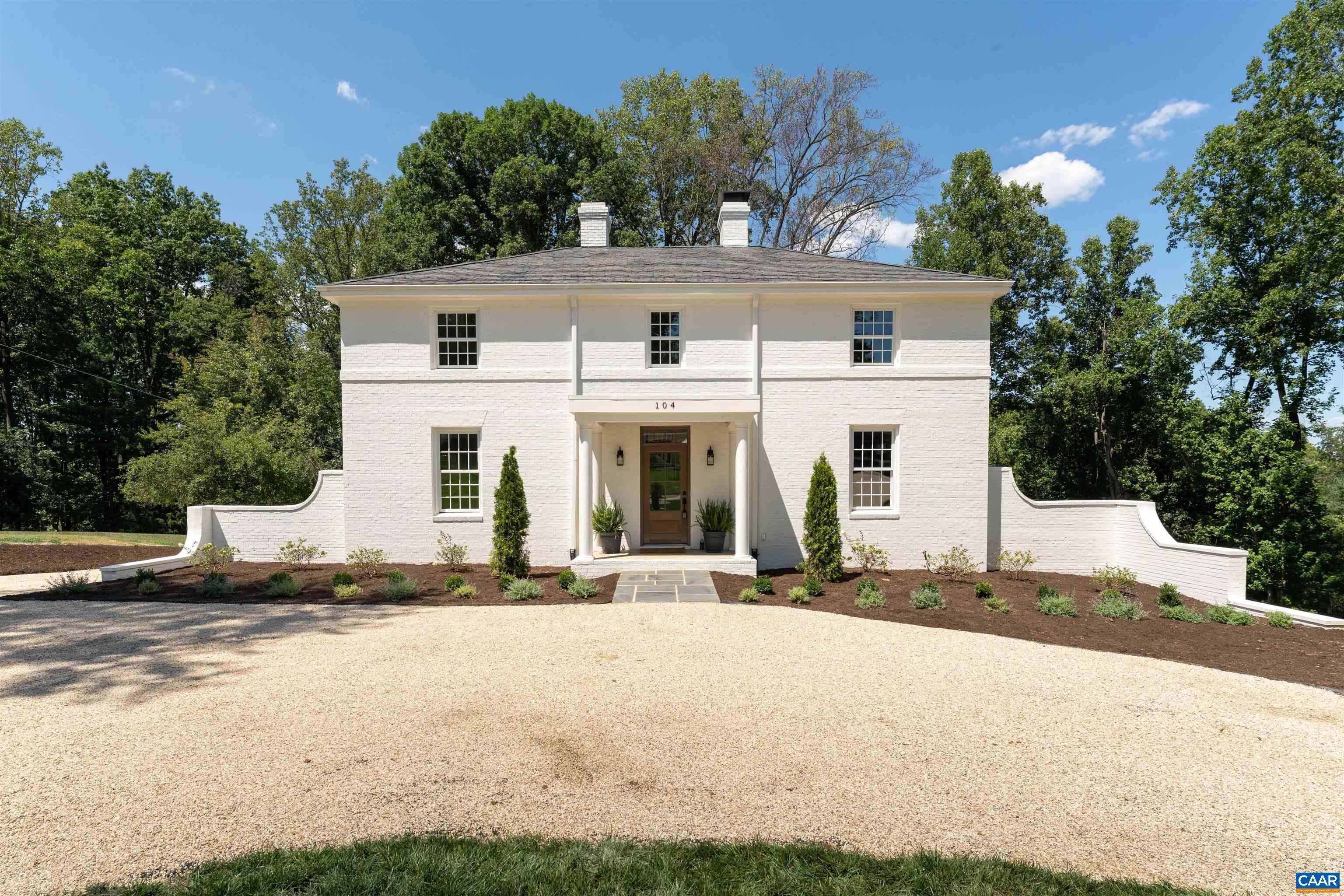 104 BEDFORD PL