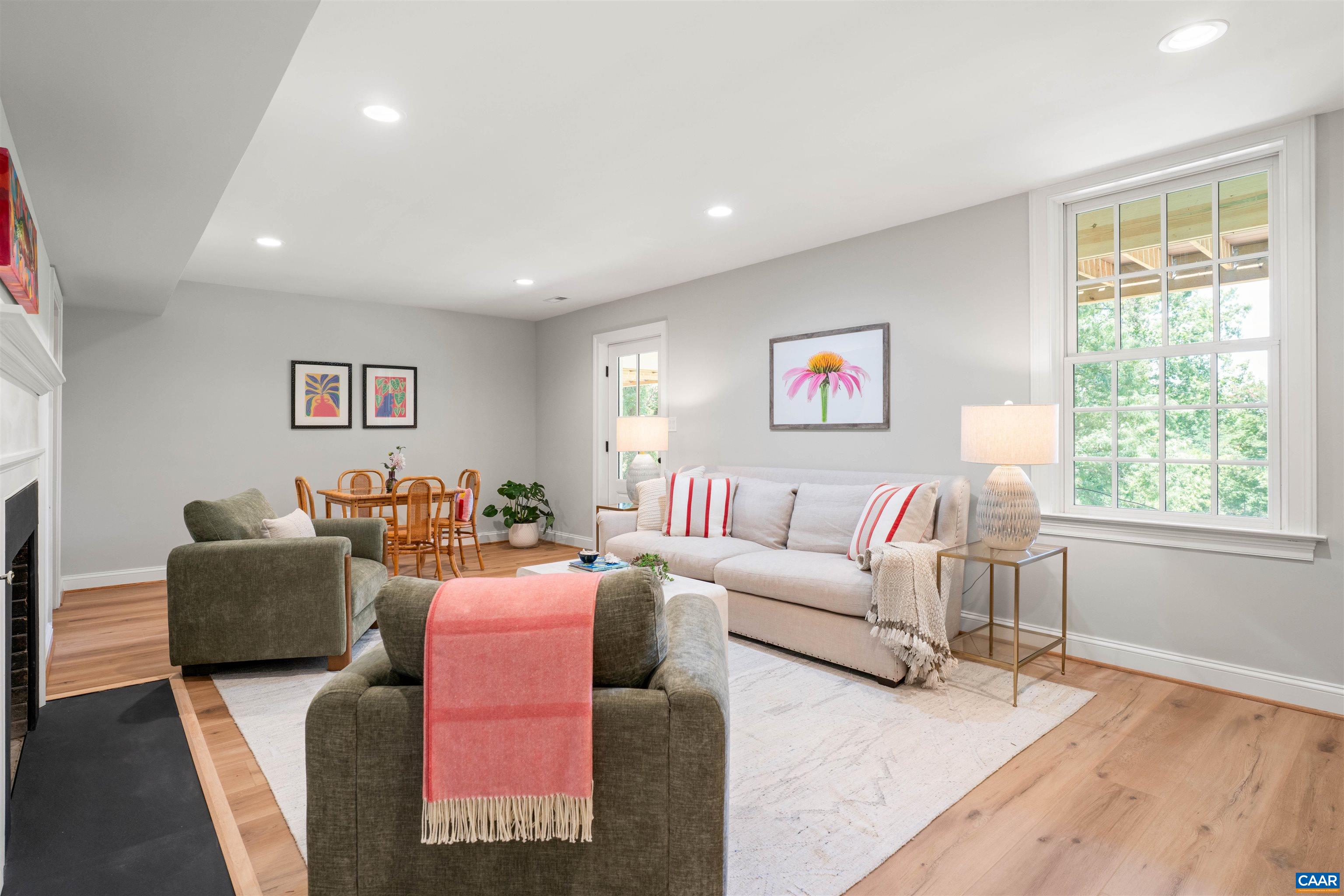 104 BEDFORD PL