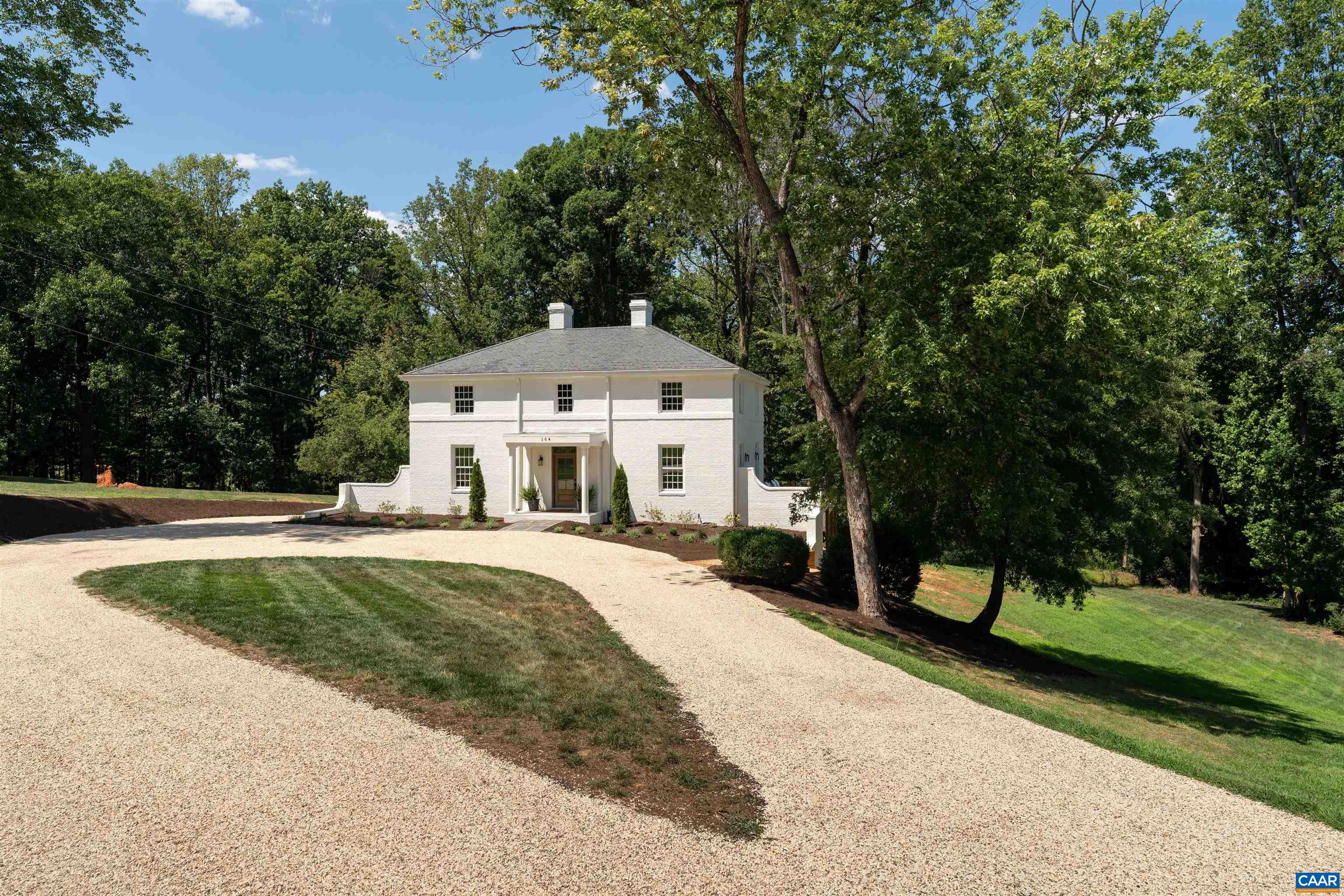 104 BEDFORD PL