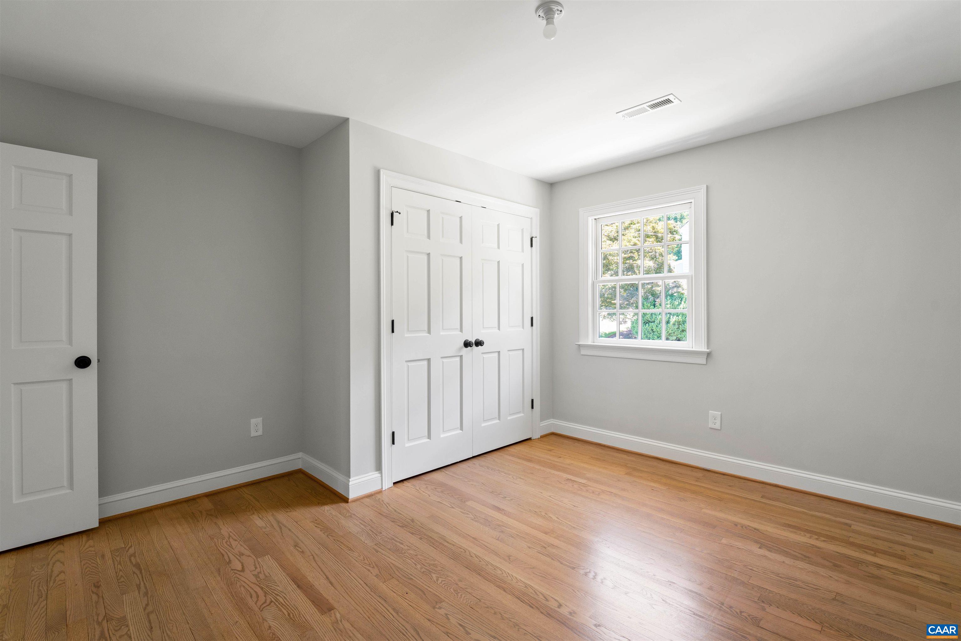 104 BEDFORD PL