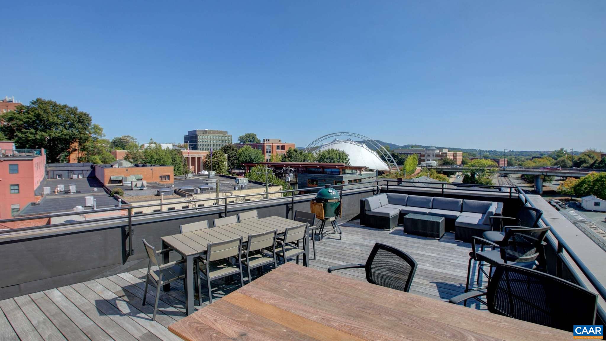 550 WATER ST Unit: 201