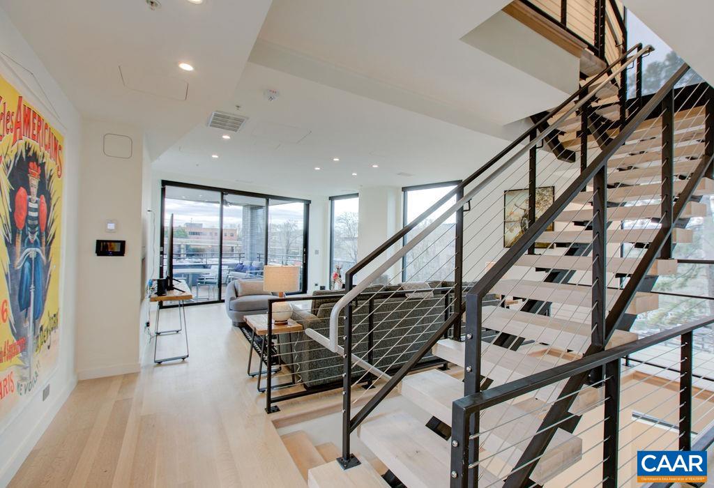 550 WATER ST Unit: 201