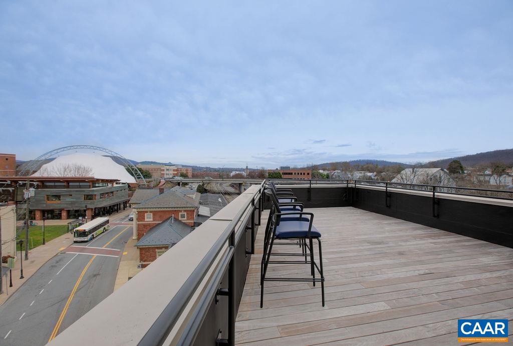 550 WATER ST Unit: 201