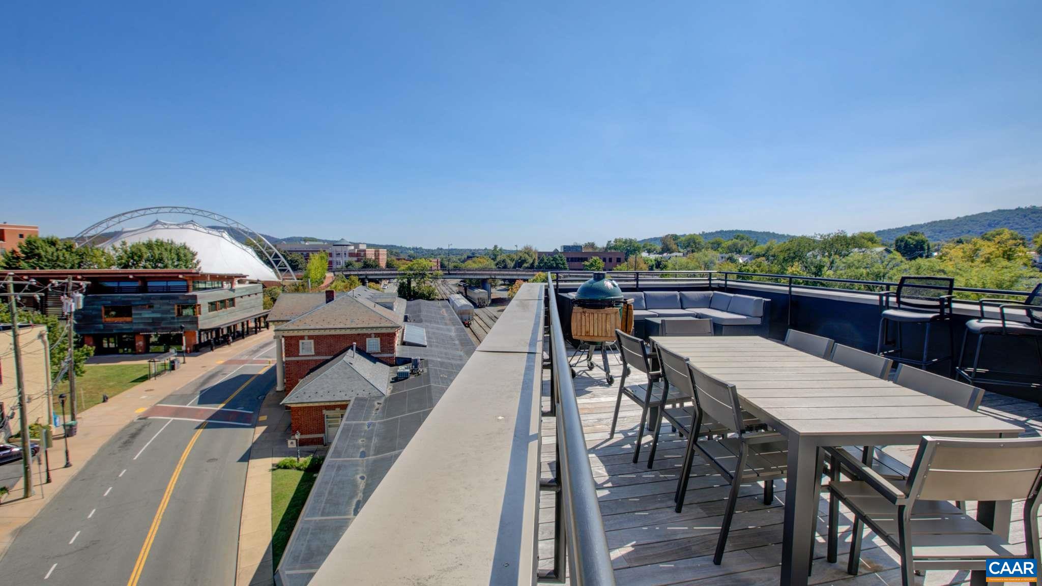 550 WATER ST Unit: 201