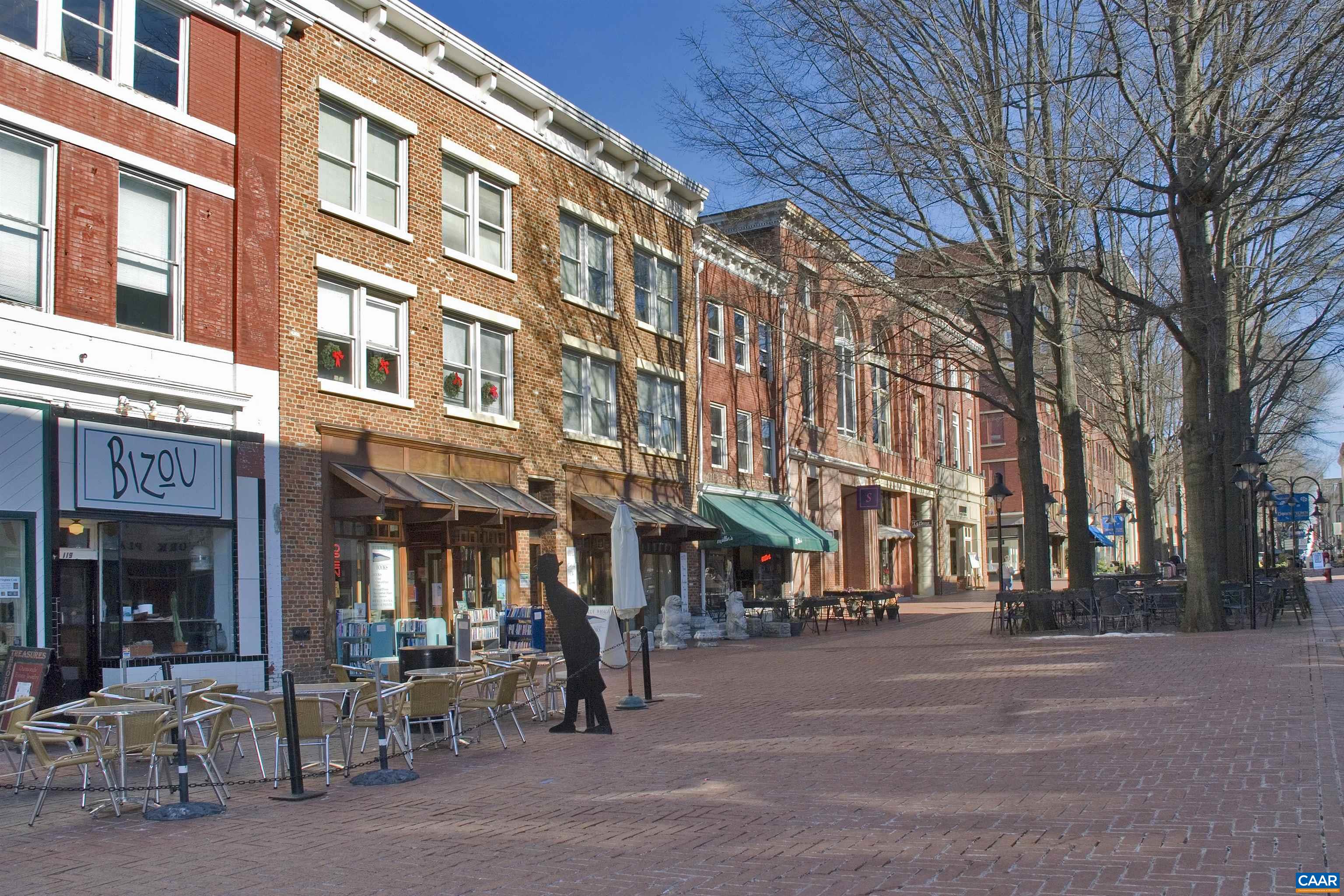 550 WATER ST Unit: 201
