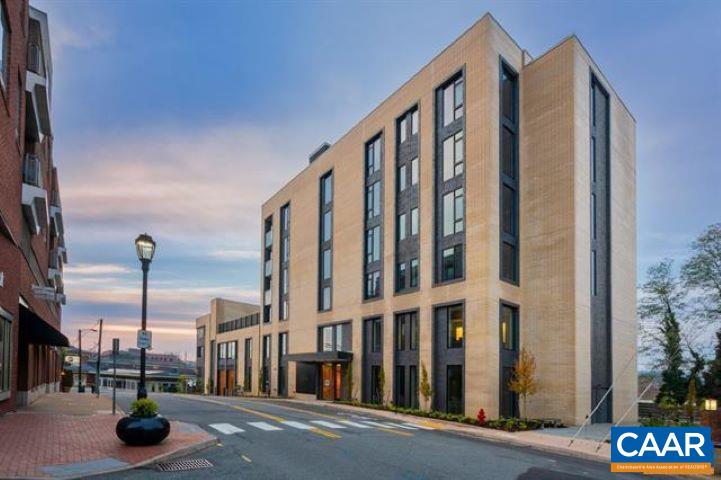 550 WATER ST Unit: 201