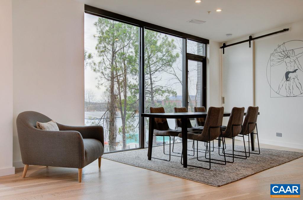 550 WATER ST Unit: 201
