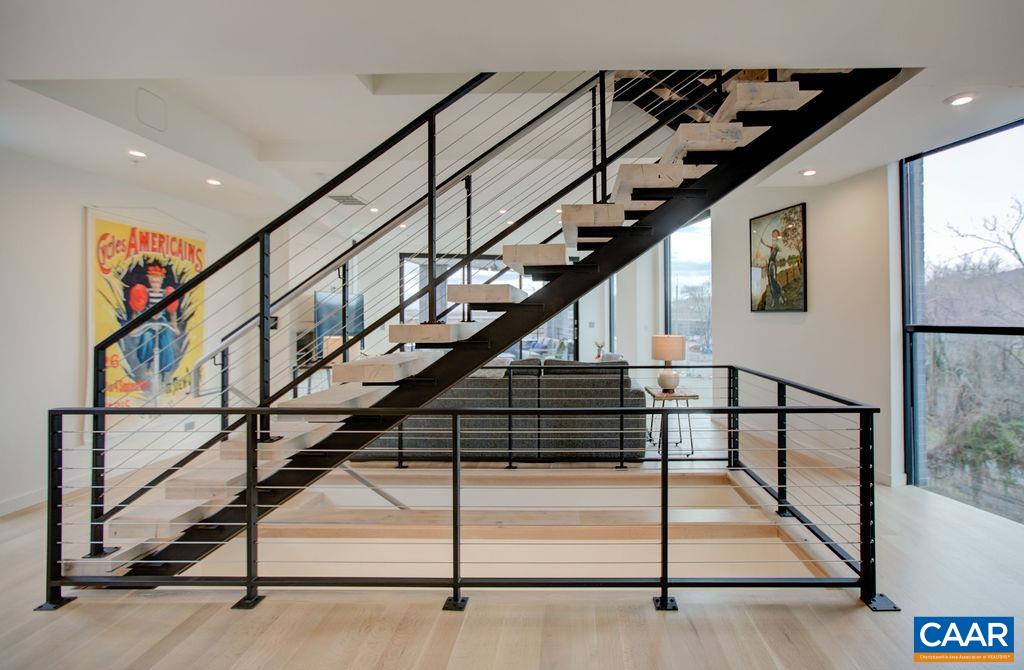 550 WATER ST Unit: 201