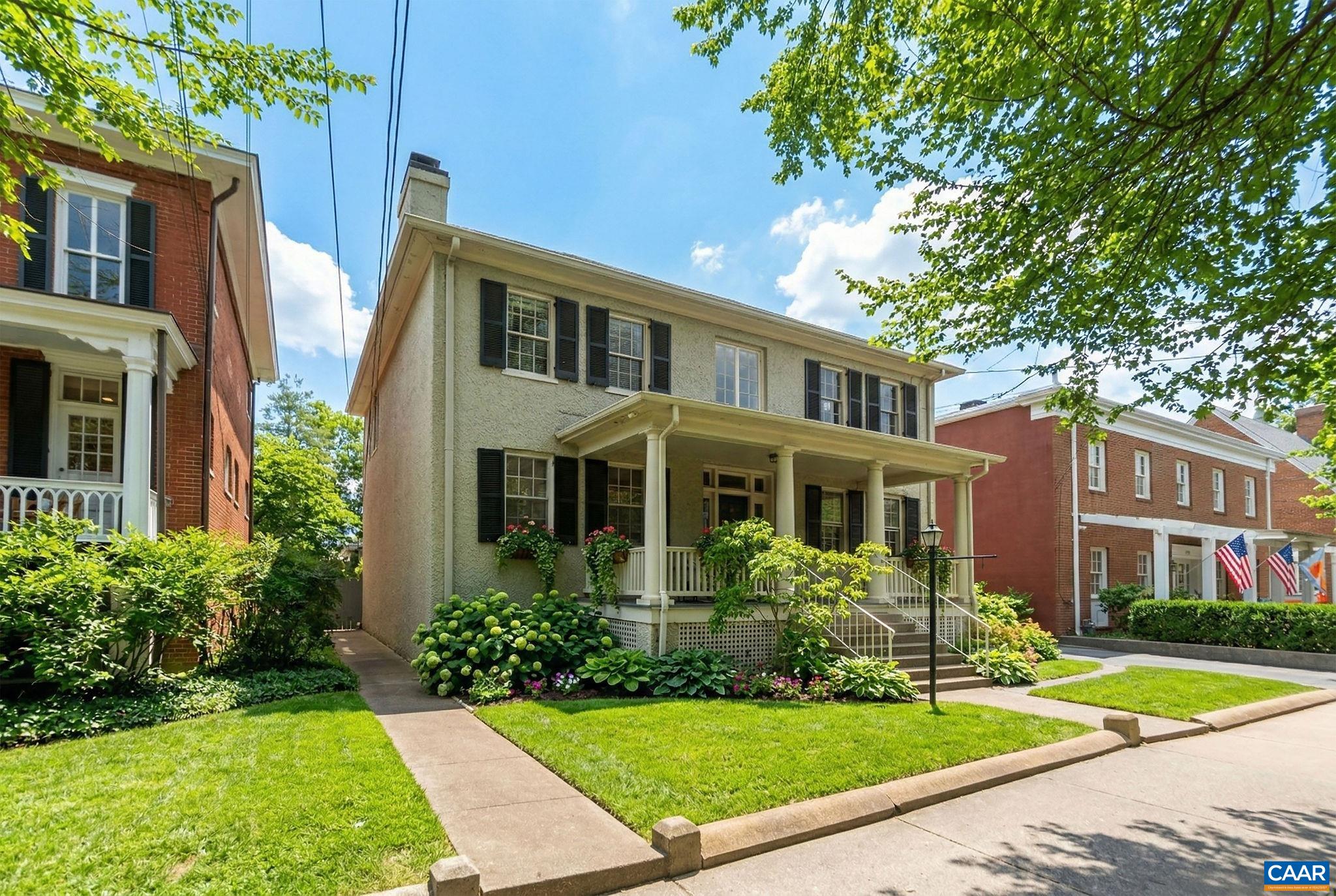 211 E HIGH ST