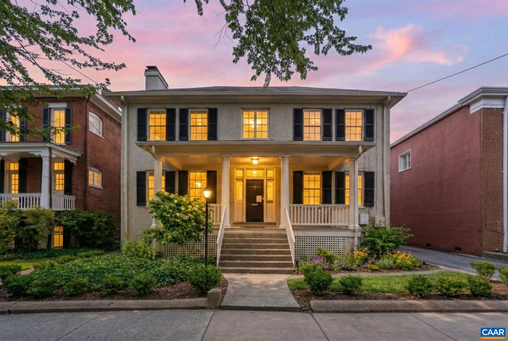 211 E HIGH ST