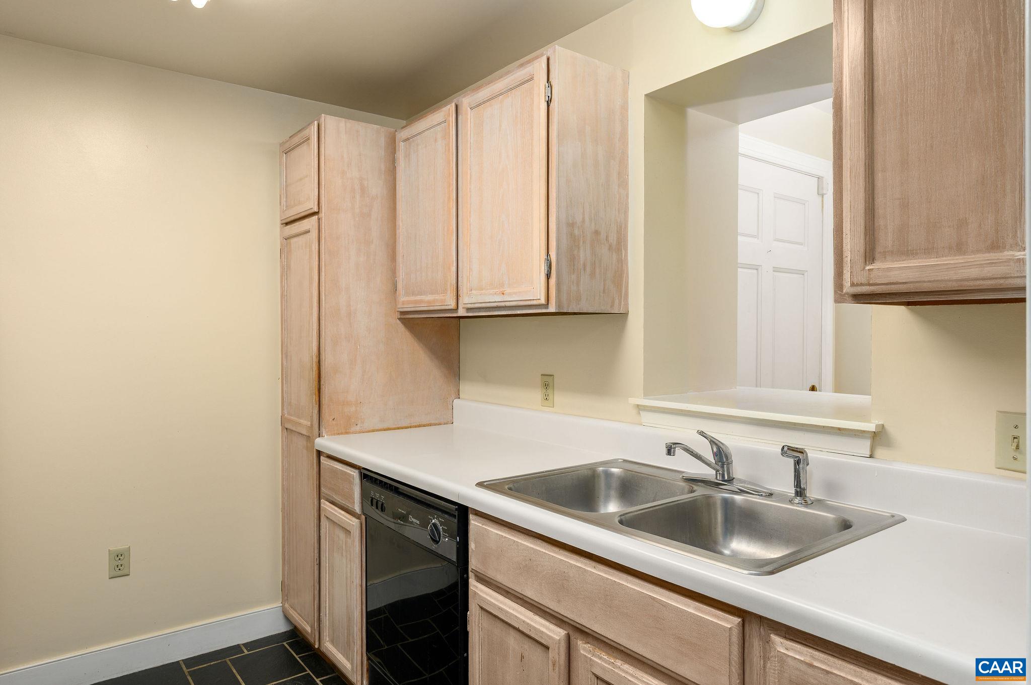 804 E JEFFERSON ST Unit: C