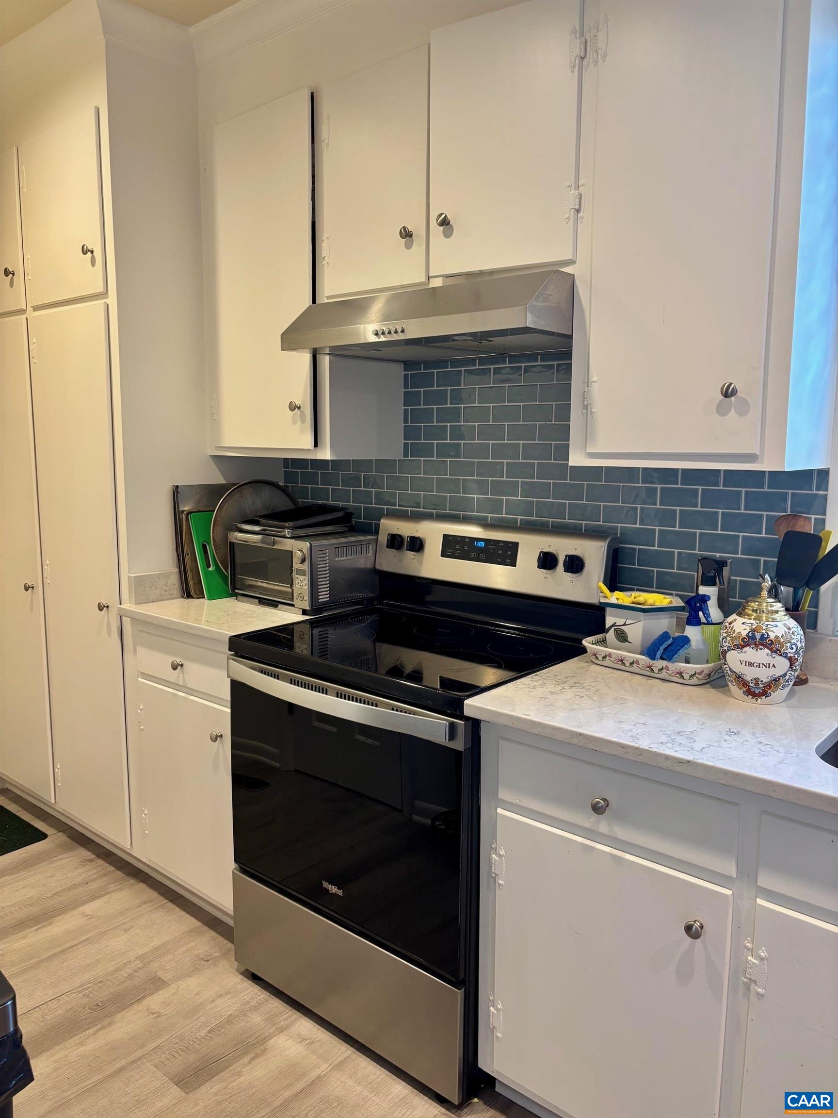 2 EDNAM VILLAGE ST