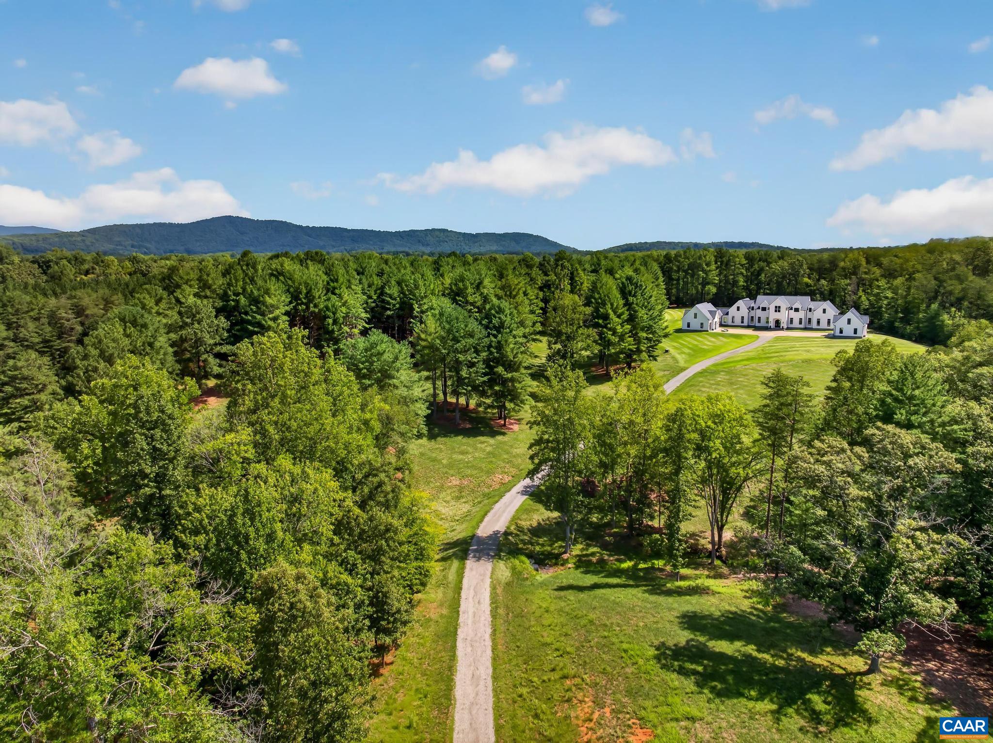2455 BROWNS GAP TPKE