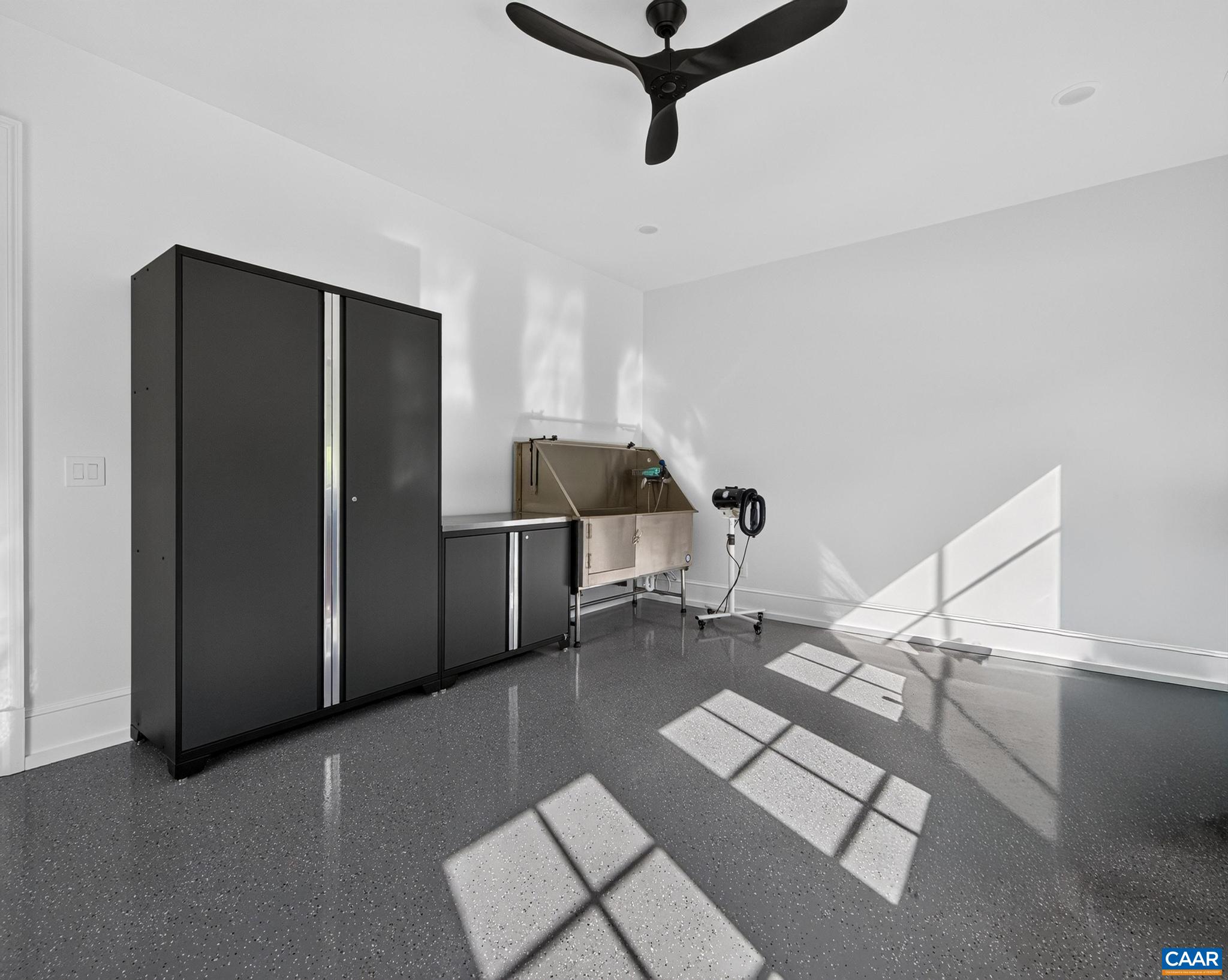 2455 BROWNS GAP TPKE