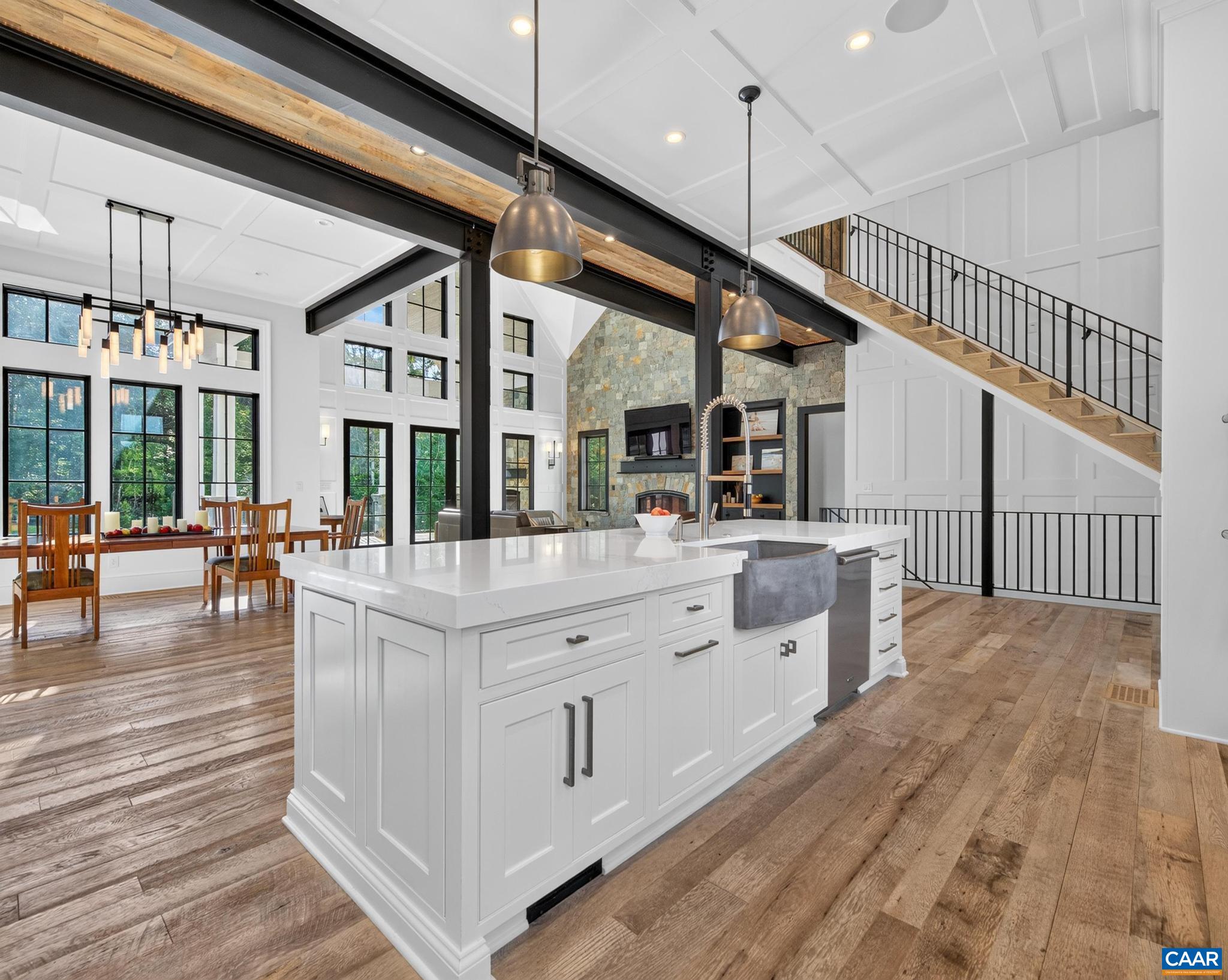 2455 BROWNS GAP TPKE