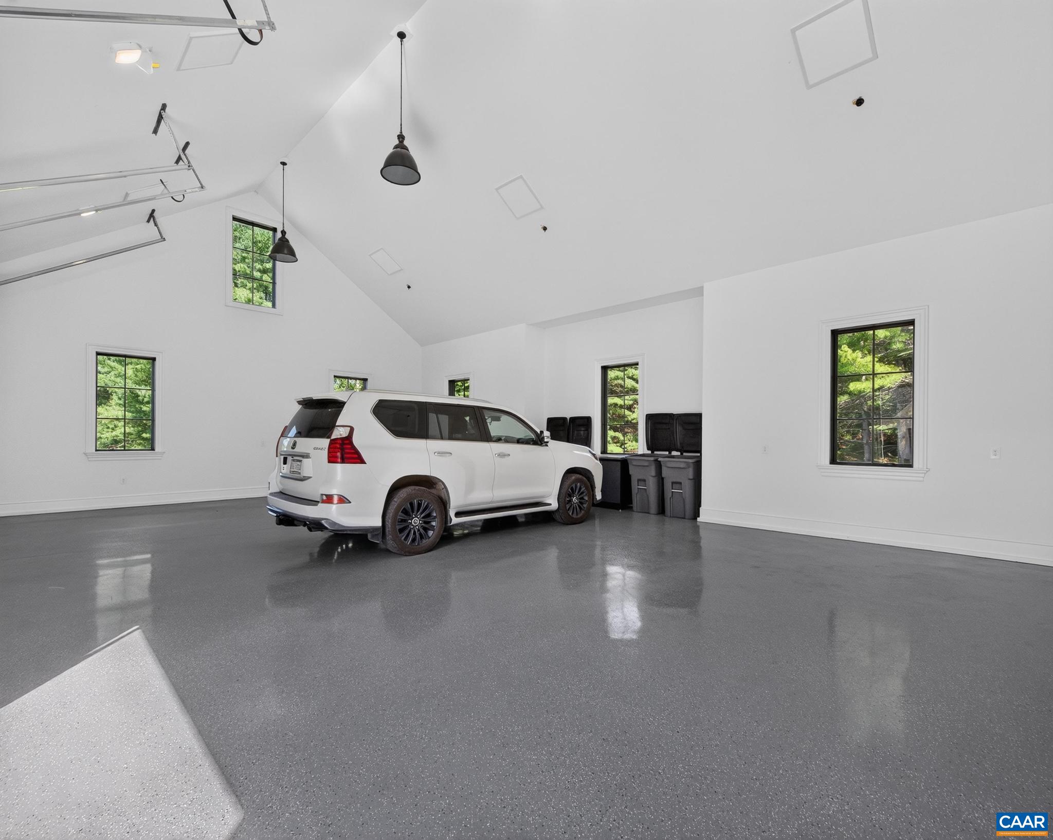 2455 BROWNS GAP TPKE