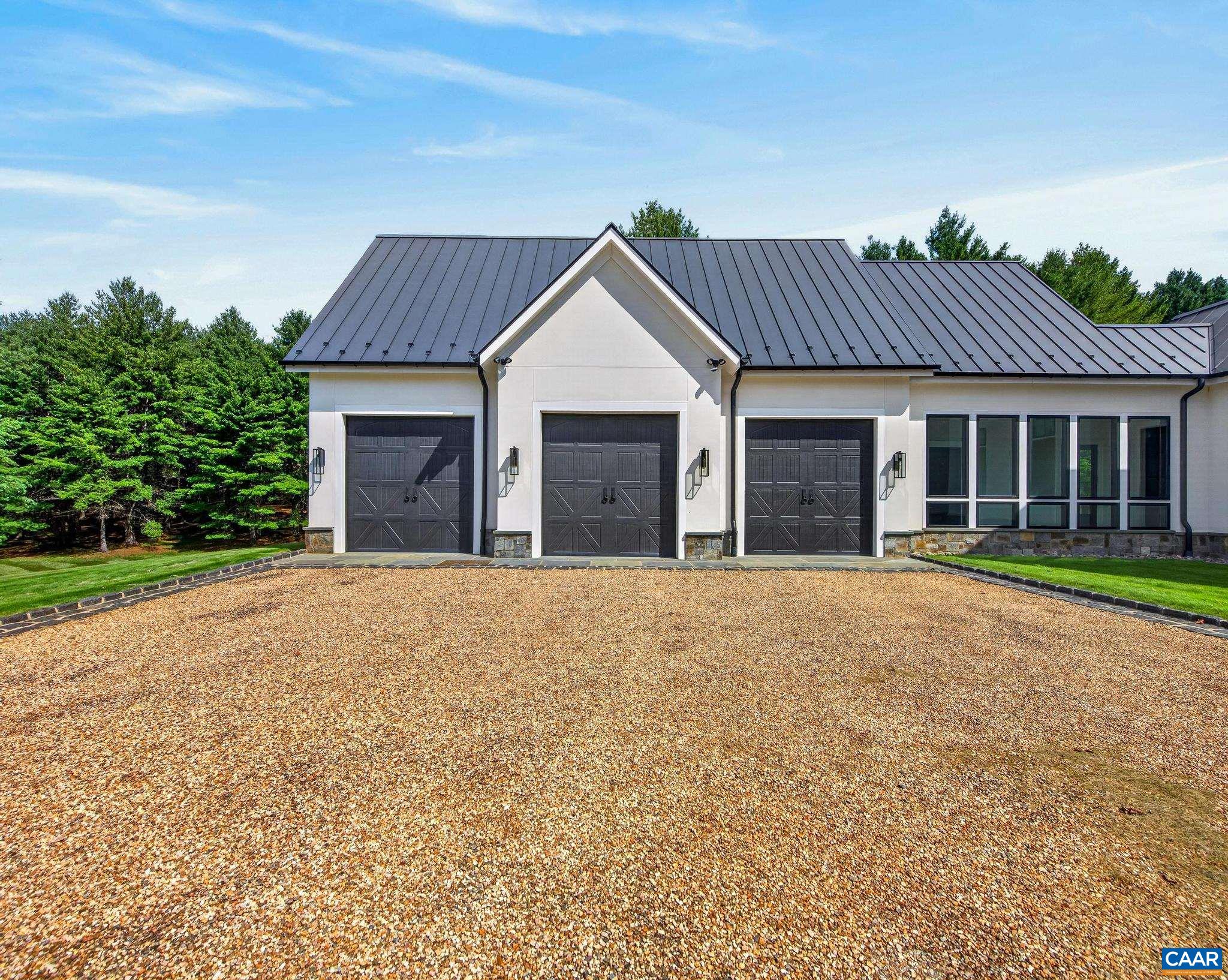 2455 BROWNS GAP TPKE