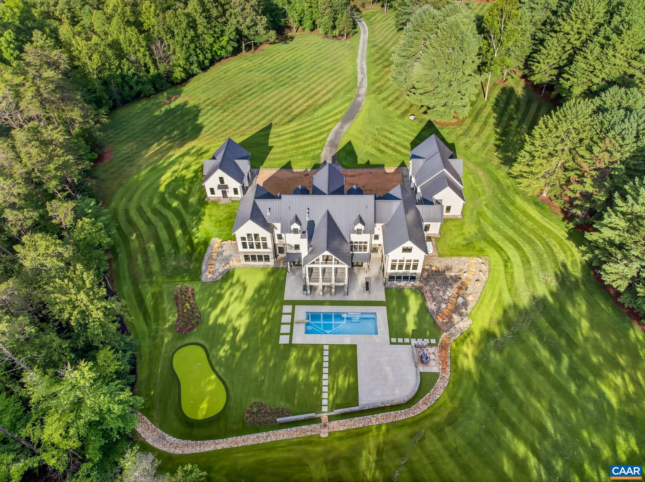 2455 BROWNS GAP TPKE