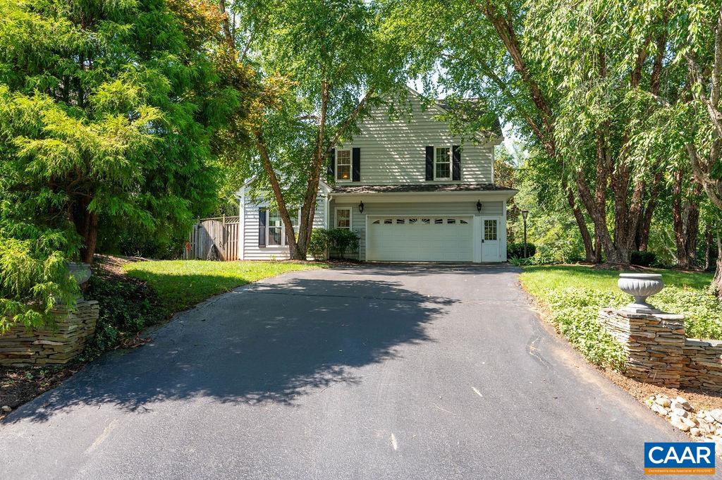 1000 CHARTER OAKS DR