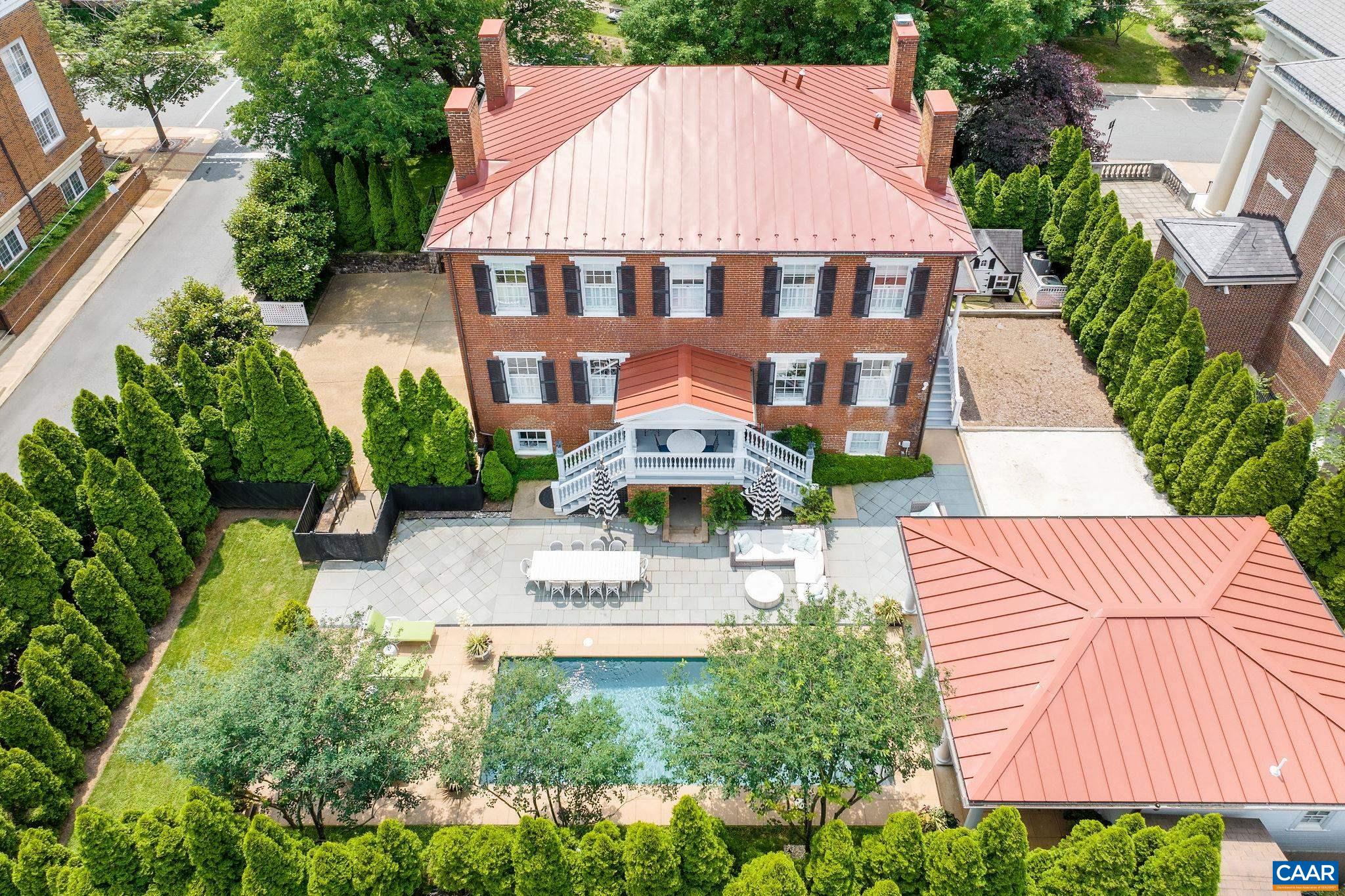 109 E EAST JEFFERSON ST