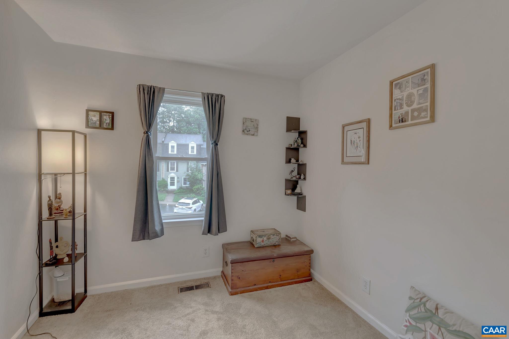 118 SCARBOROUGH PL
