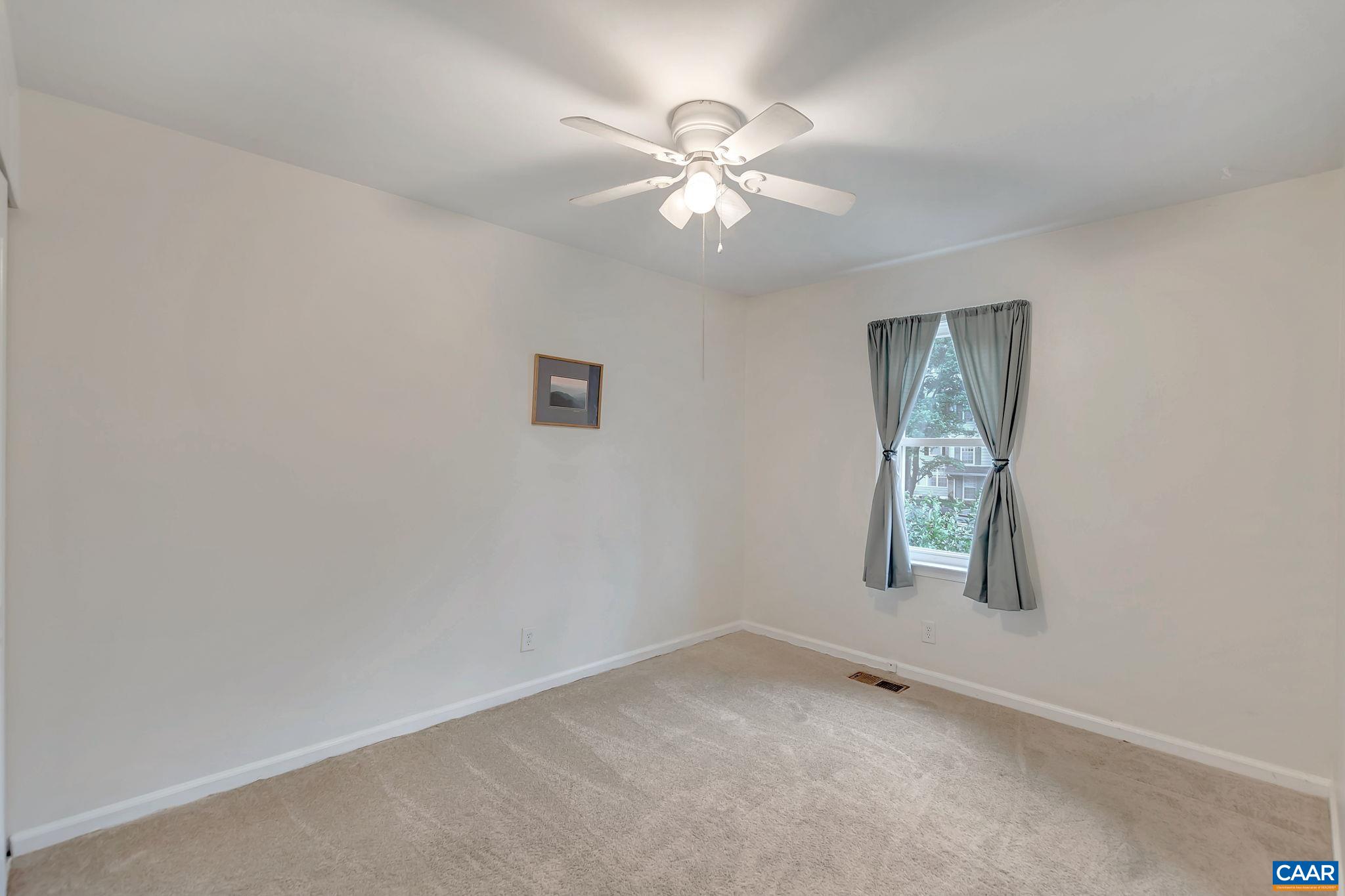 118 SCARBOROUGH PL