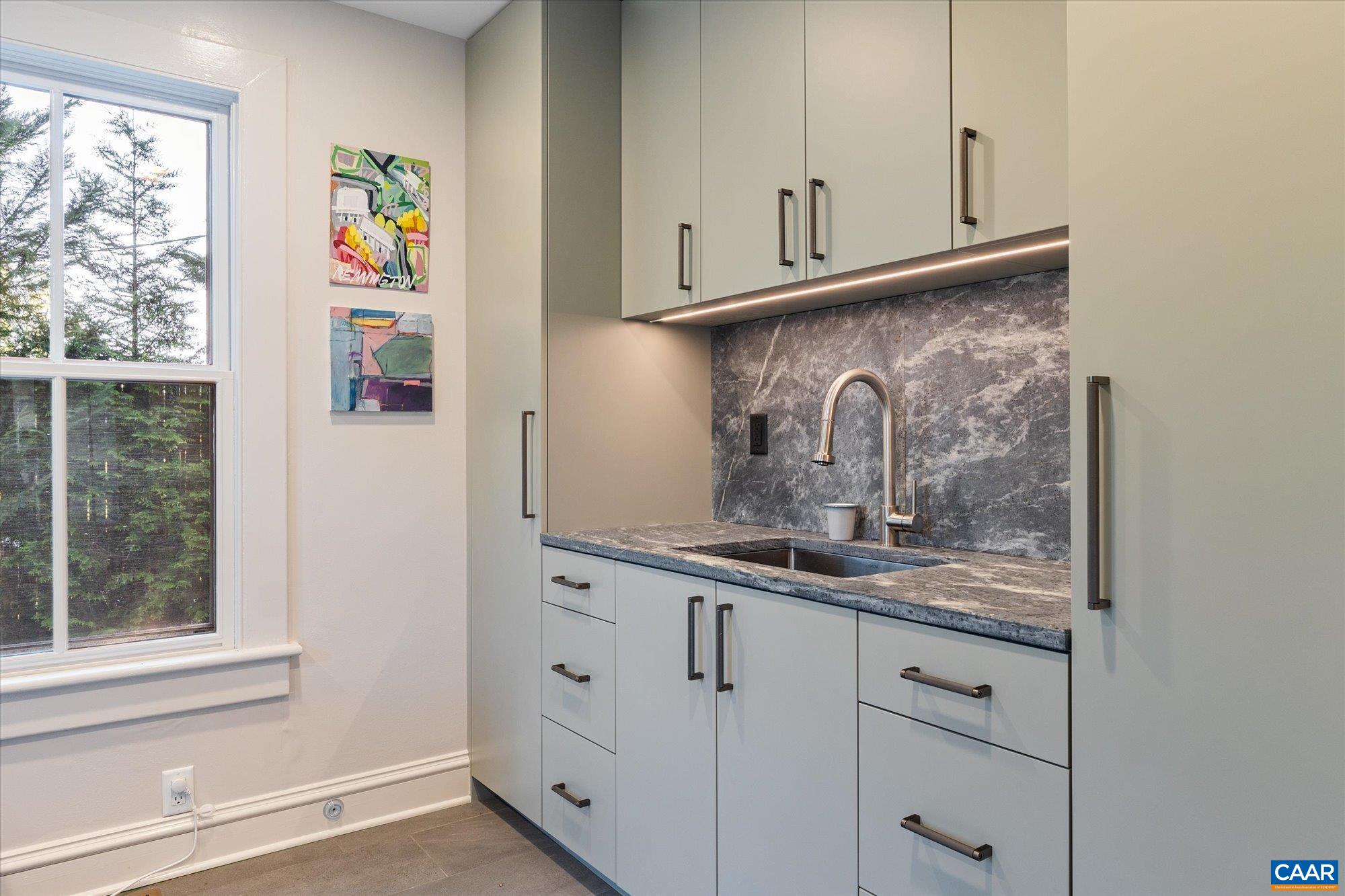 5432 STONY POINT PASS