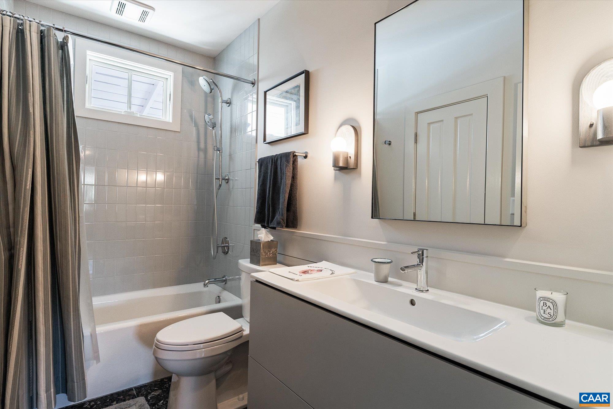 5432 STONY POINT PASS