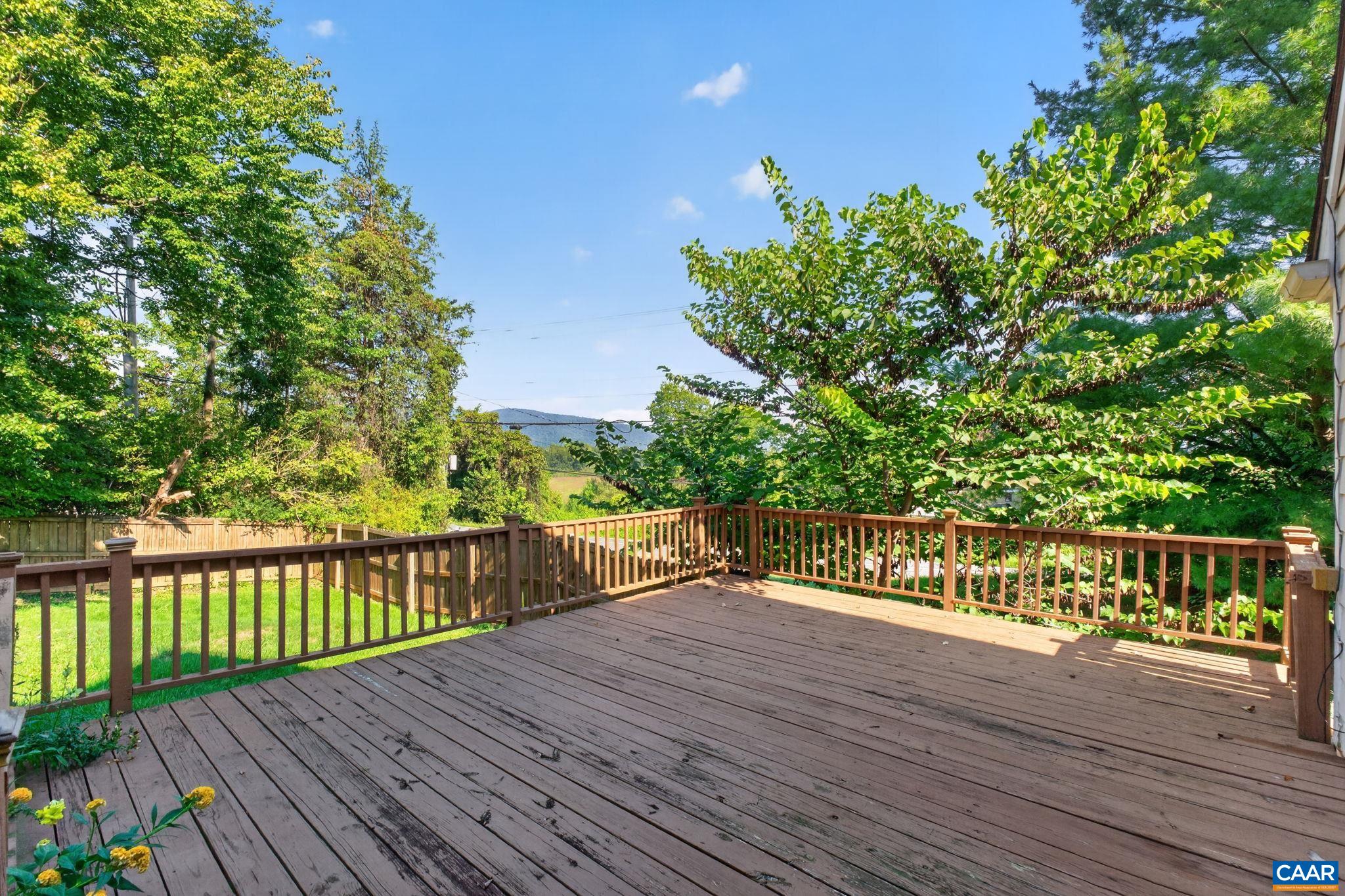 1249 CLOVER RIDGE PL