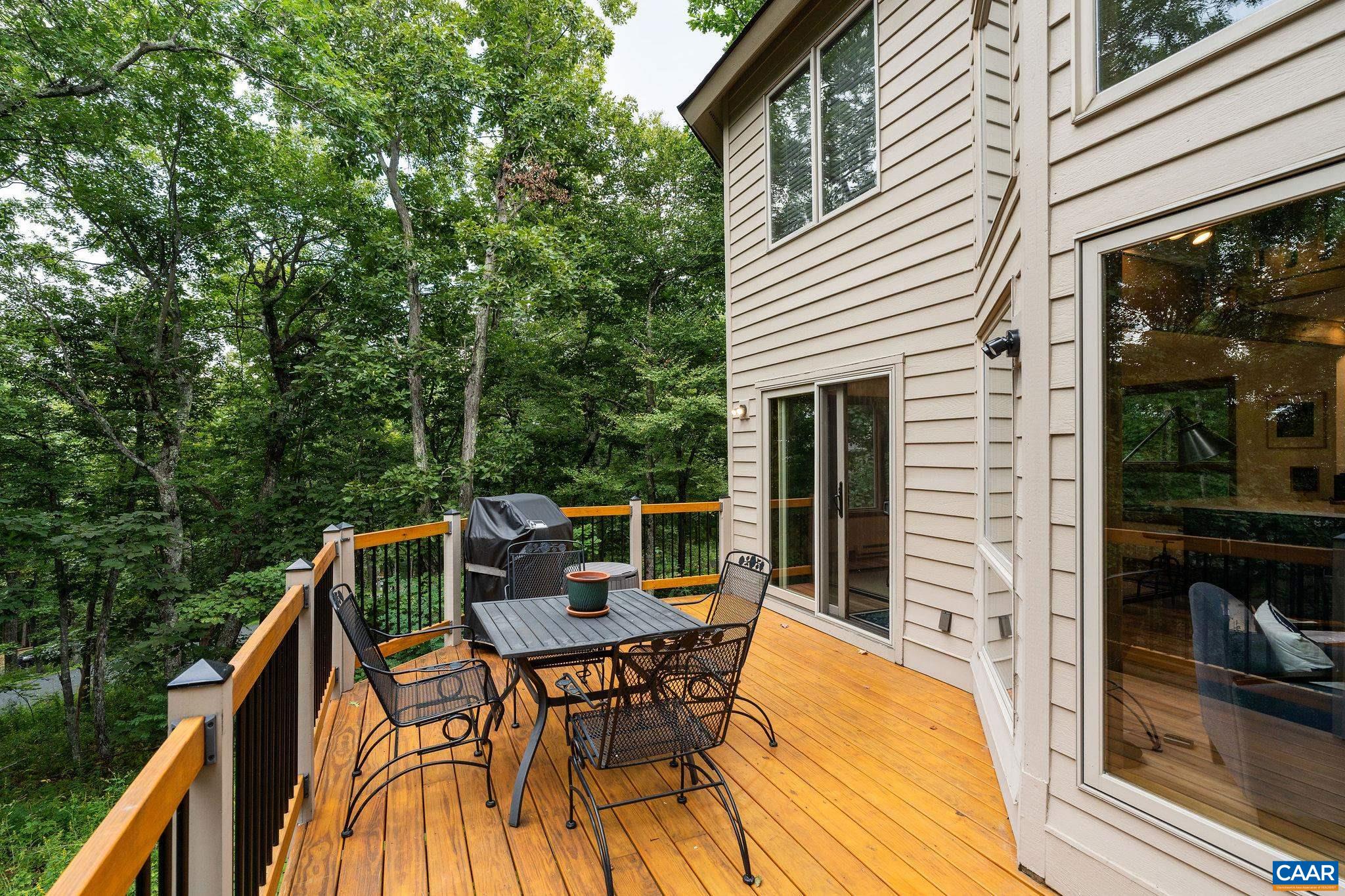72 N FOREST DR