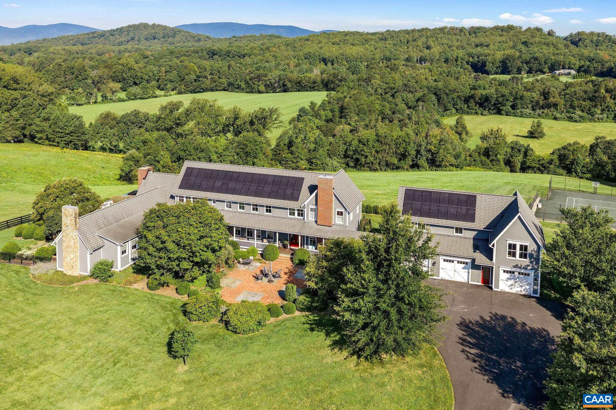 3800 DICK WOODS RD