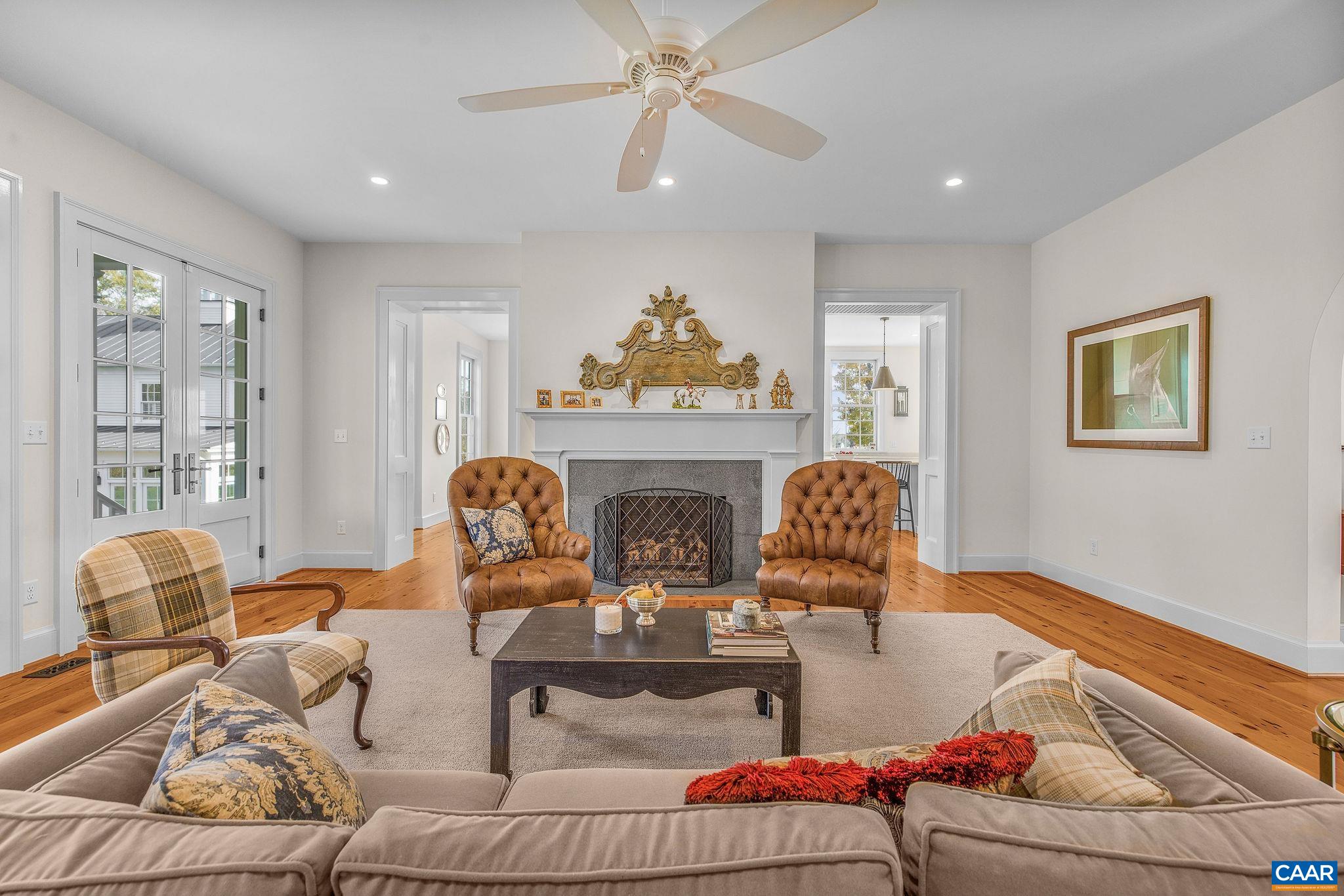 836 IRISH RD